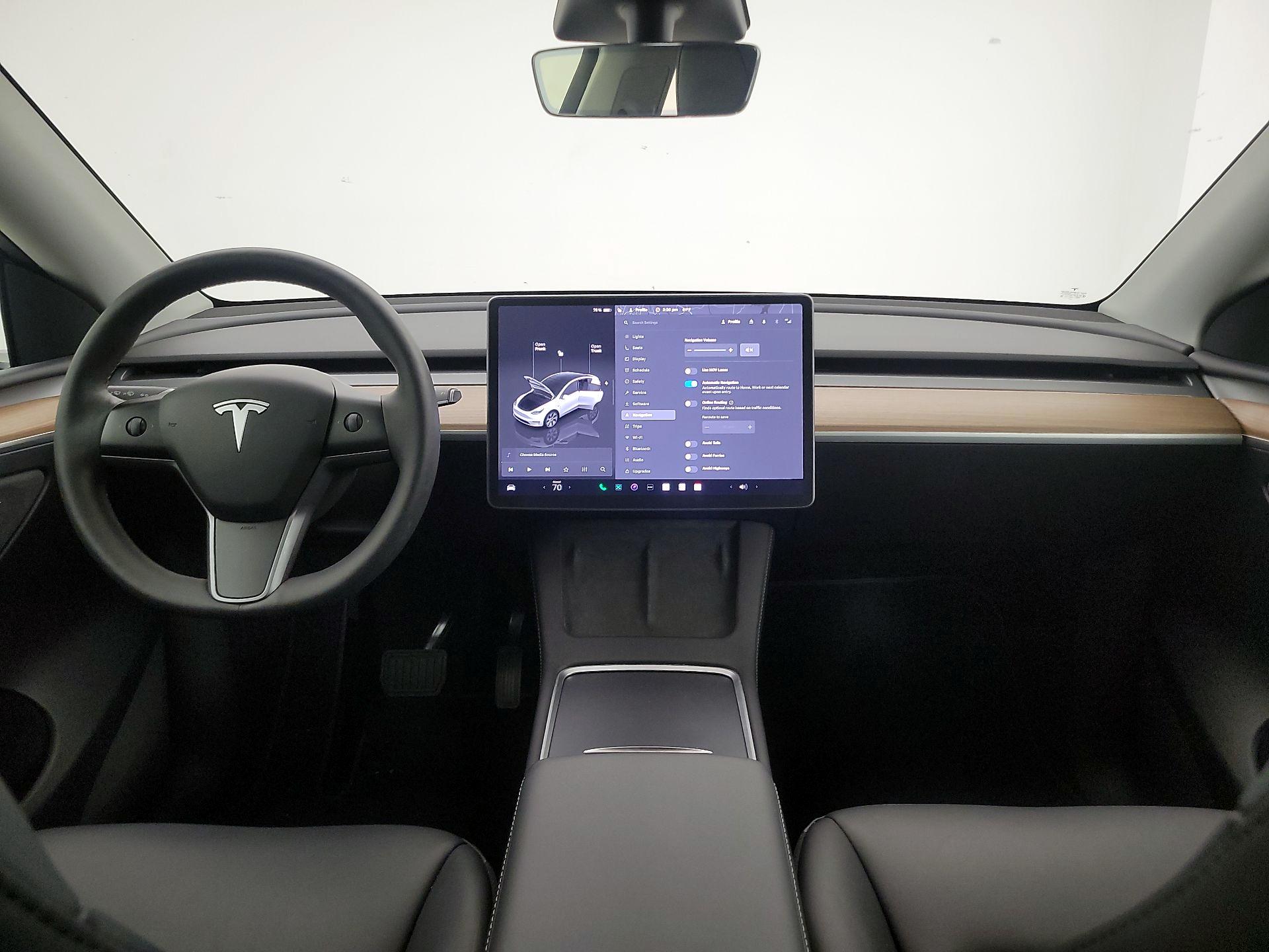 Thumbnail: 2023 Tesla Model Y - 9