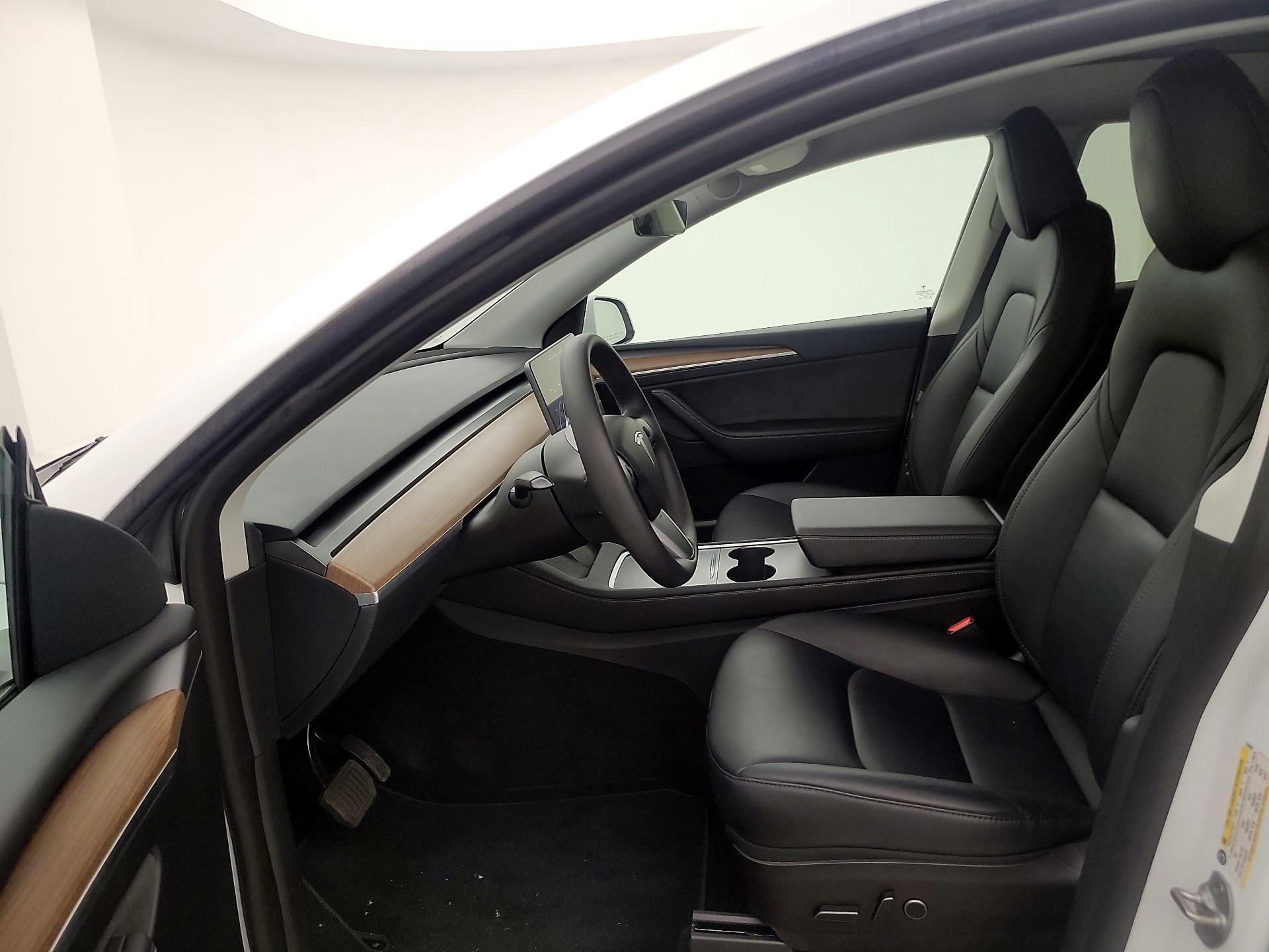 Thumbnail: 2023 Tesla Model Y - 11