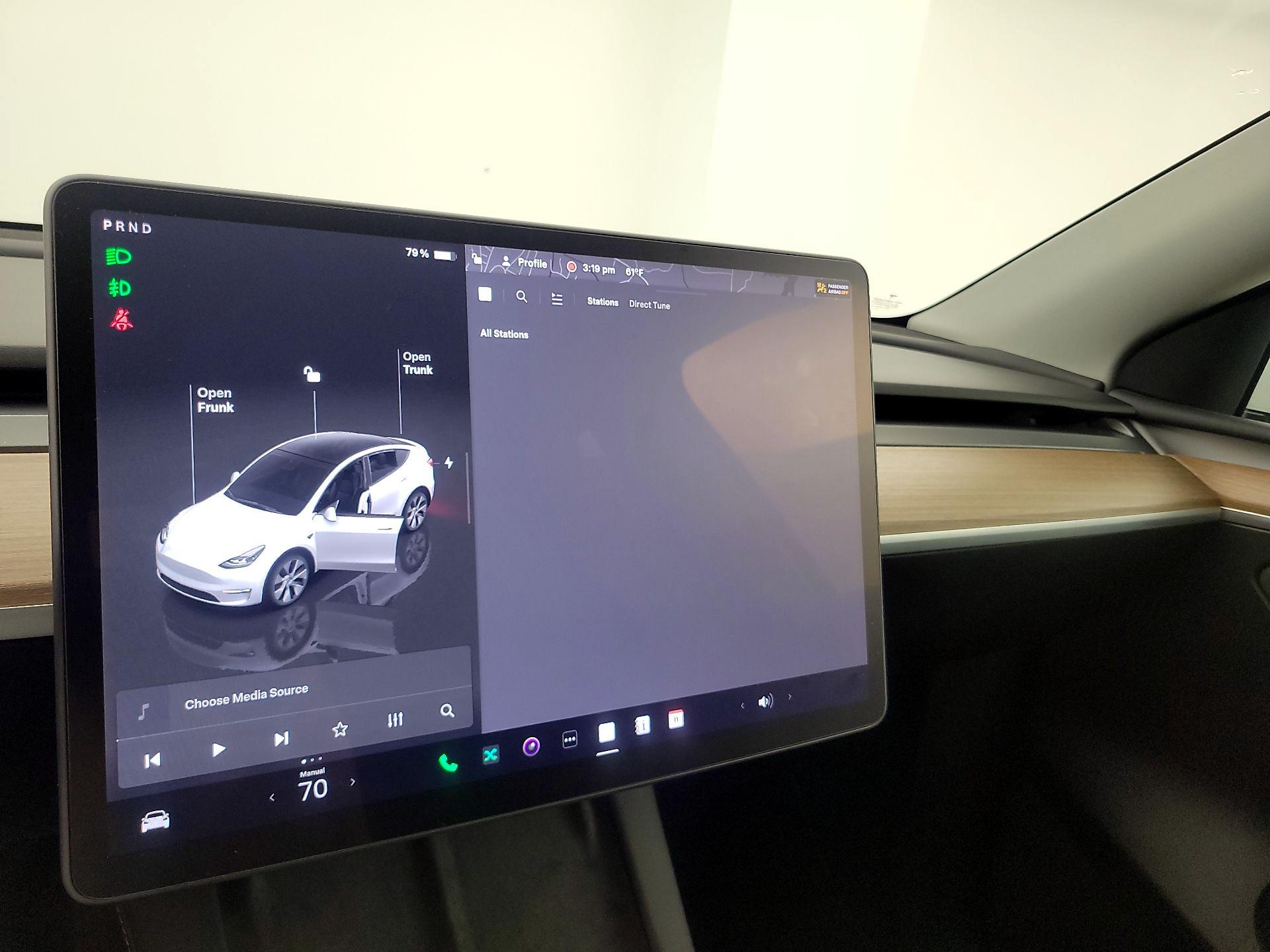 Thumbnail: 2023 Tesla Model Y - 15