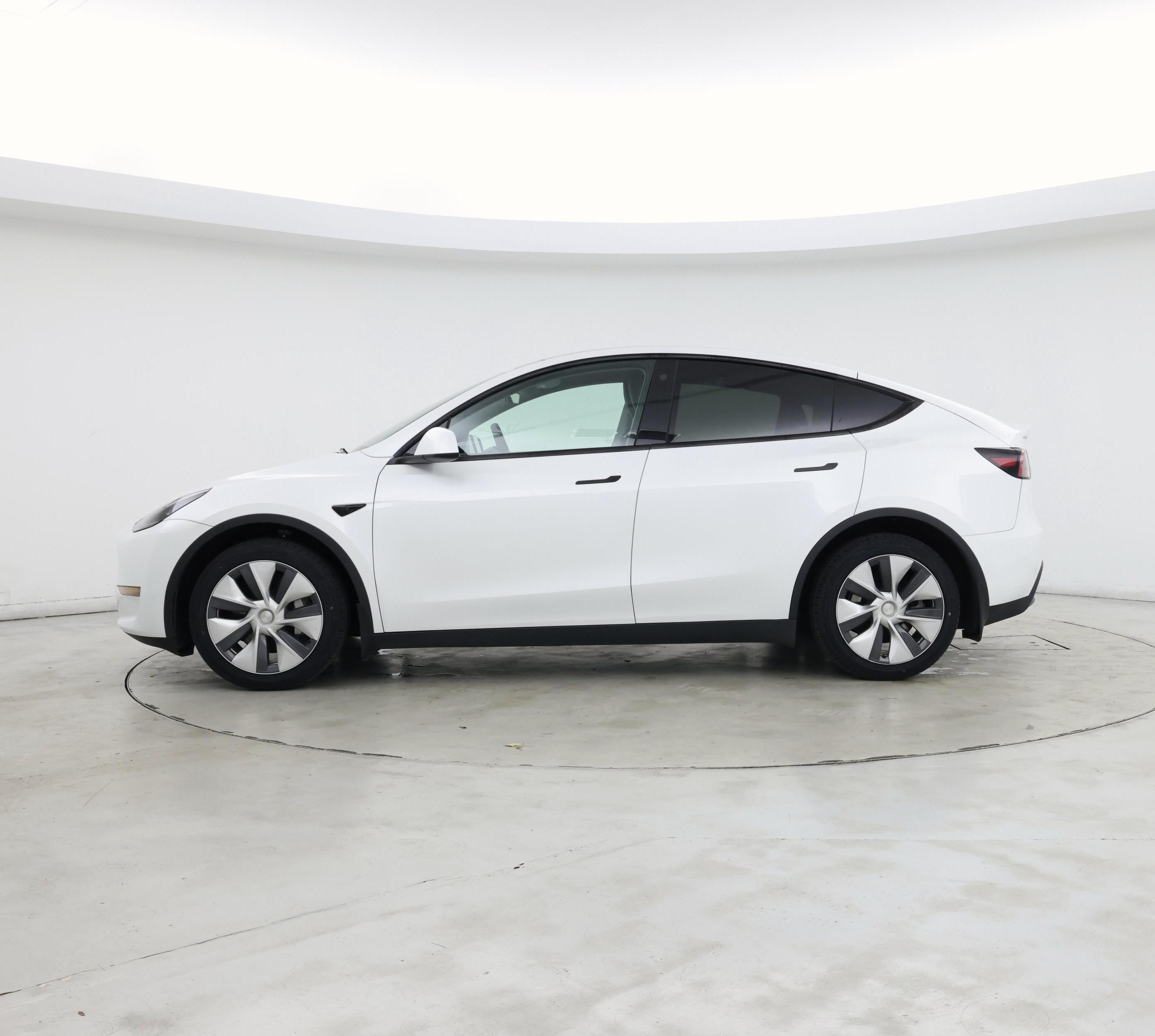 Thumbnail: 2023 Tesla Model Y - 3