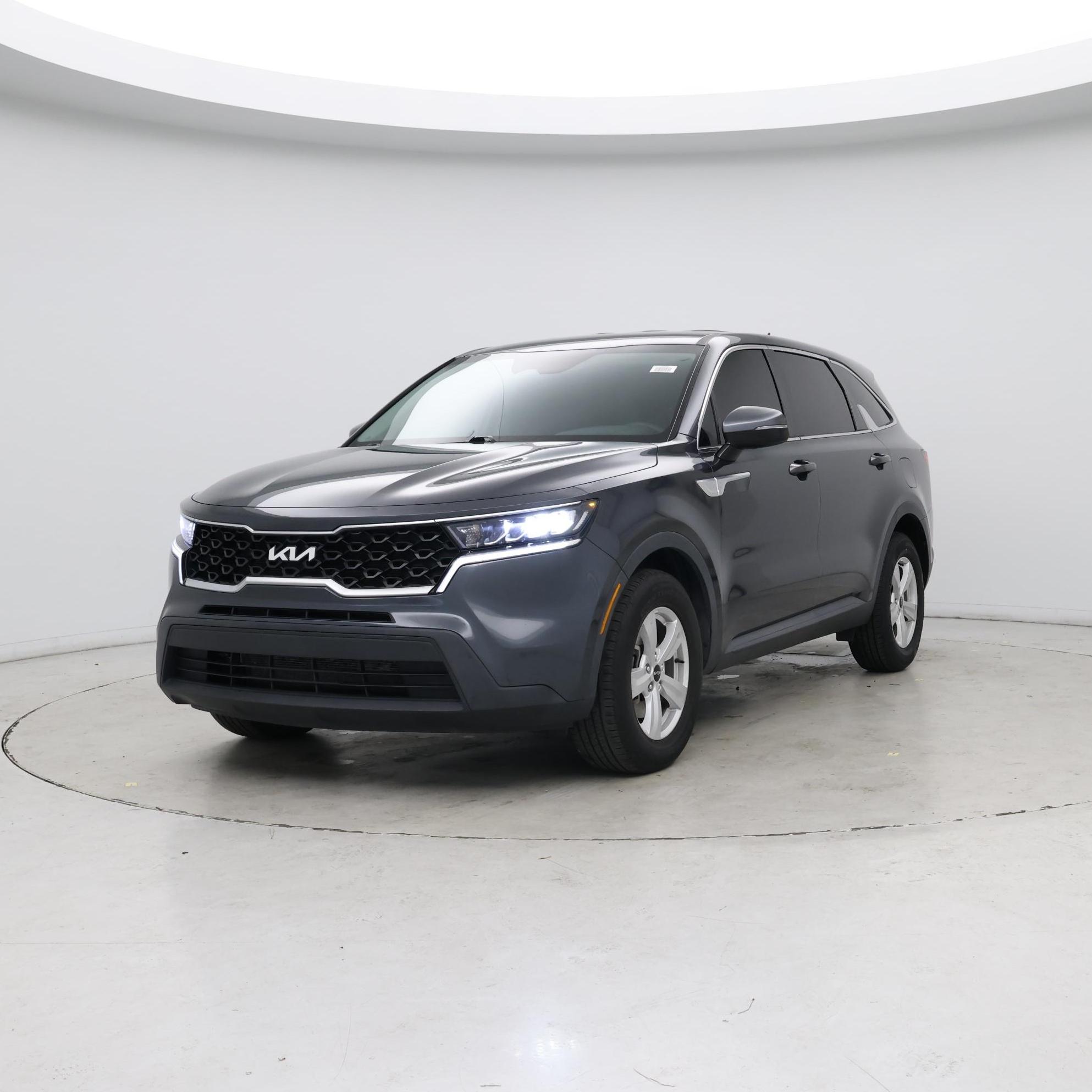Thumbnail: 2023 Kia Sorento - 4