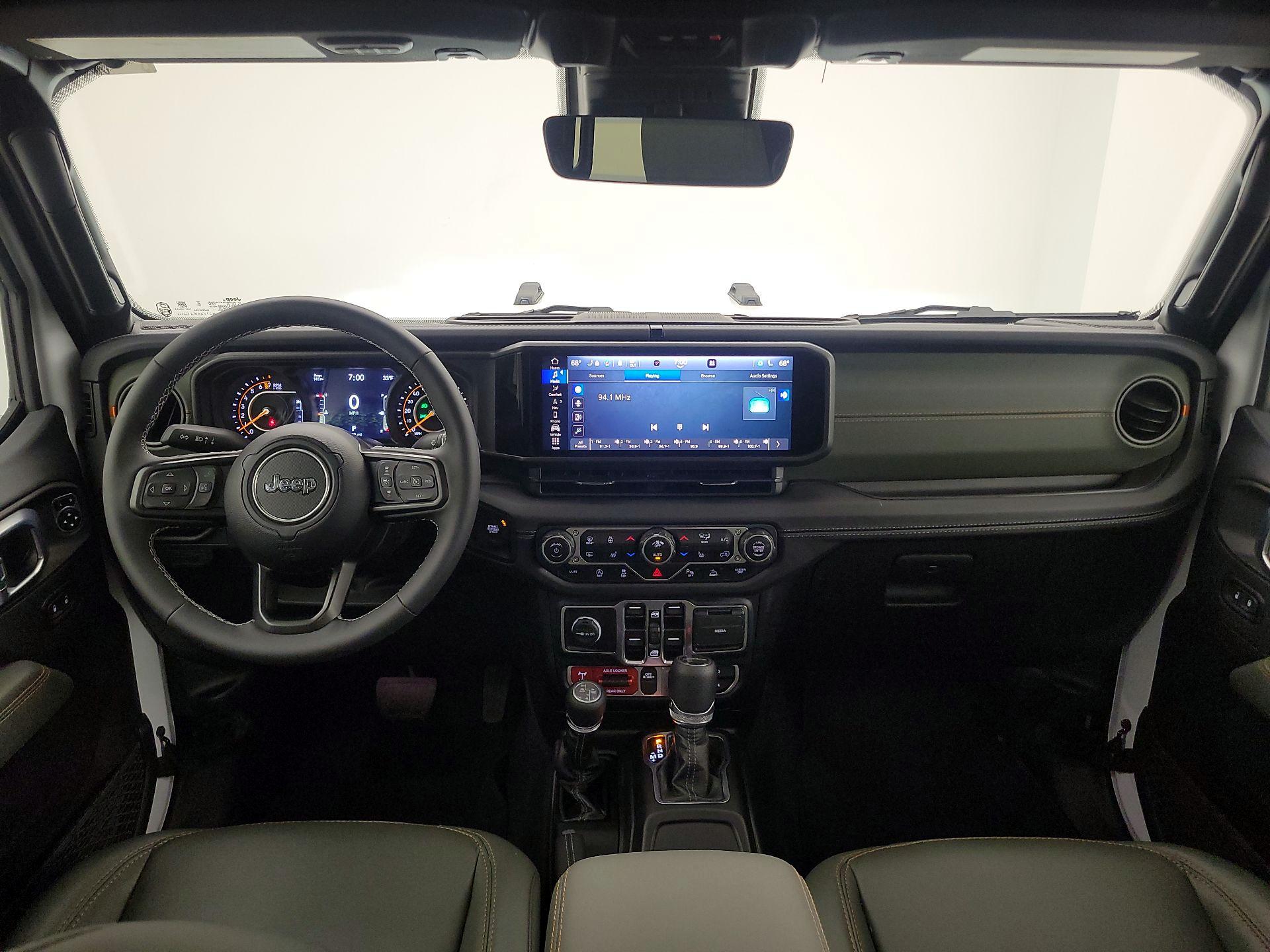 Thumbnail: 2025 Jeep Gladiator - 9