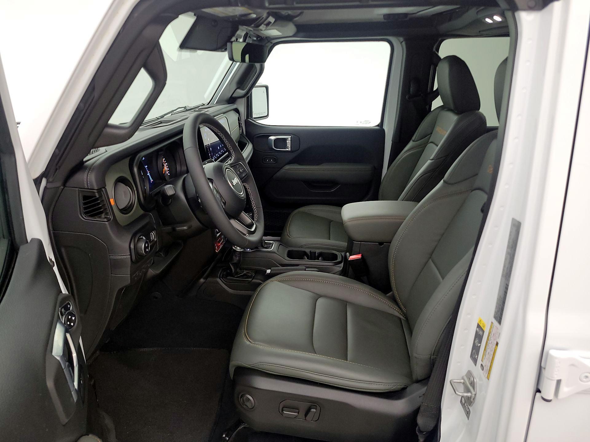 Thumbnail: 2025 Jeep Gladiator - 11