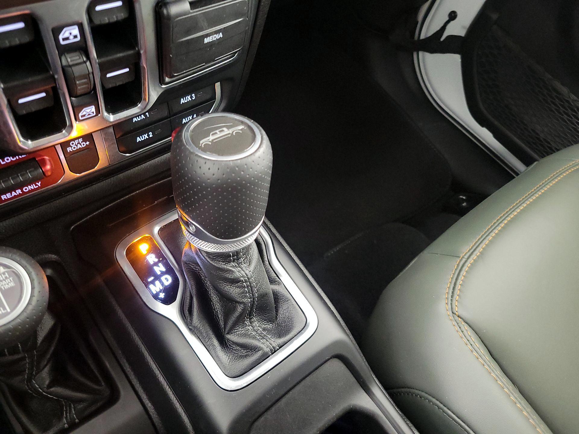 Thumbnail: 2025 Jeep Gladiator - 18