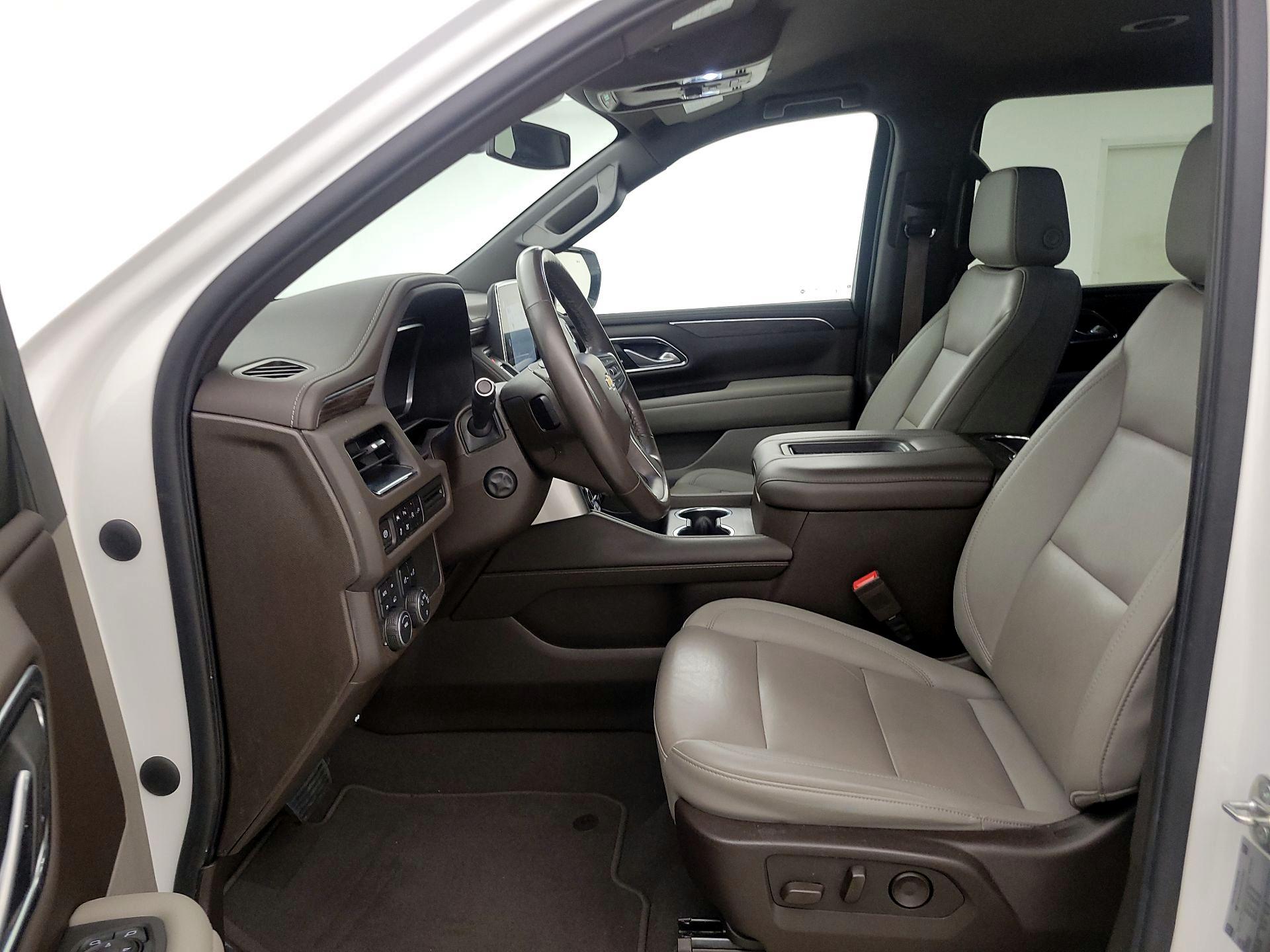 Thumbnail: 2022 Chevrolet Suburban - 11