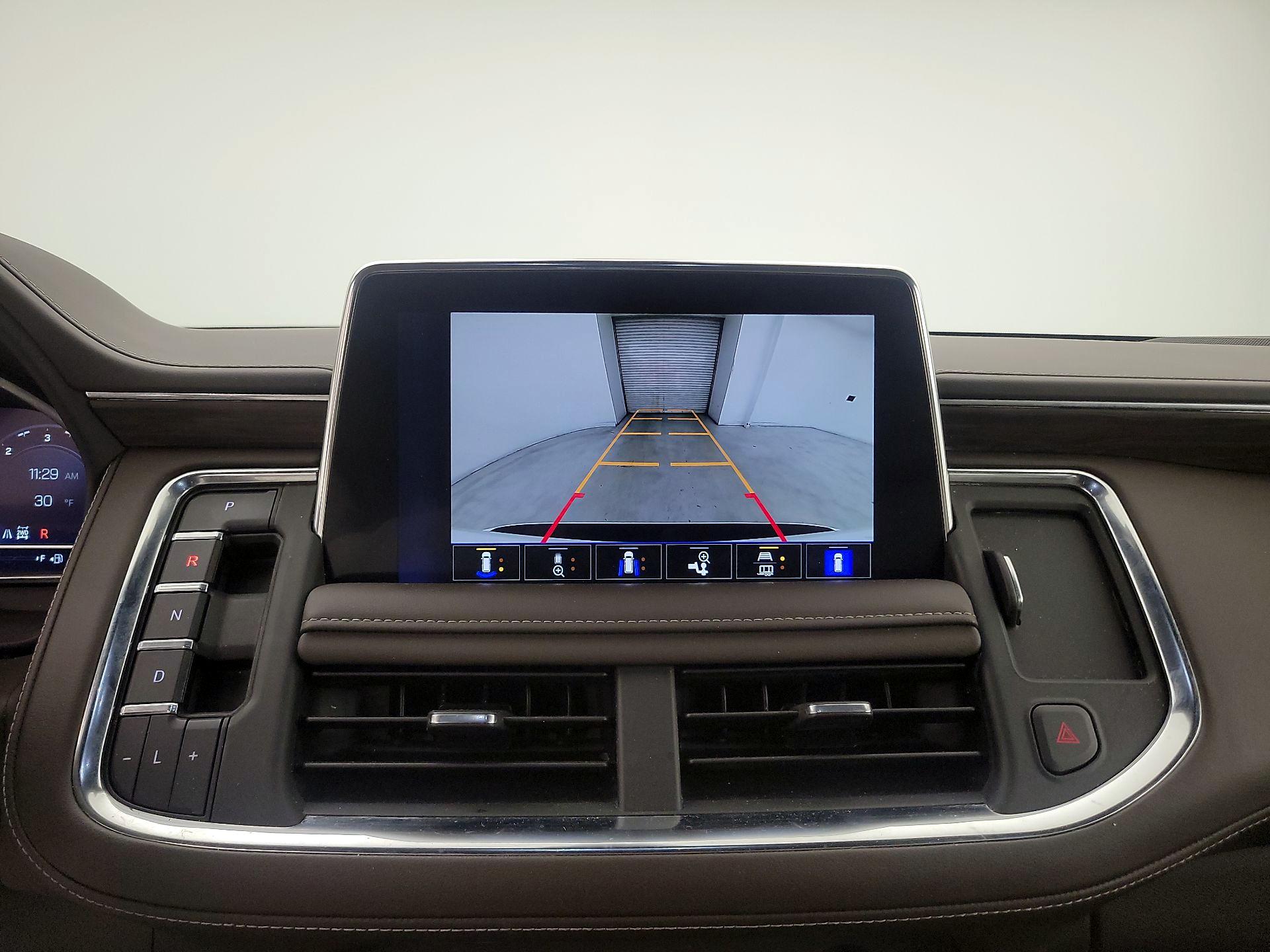 Thumbnail: 2022 Chevrolet Suburban - 15