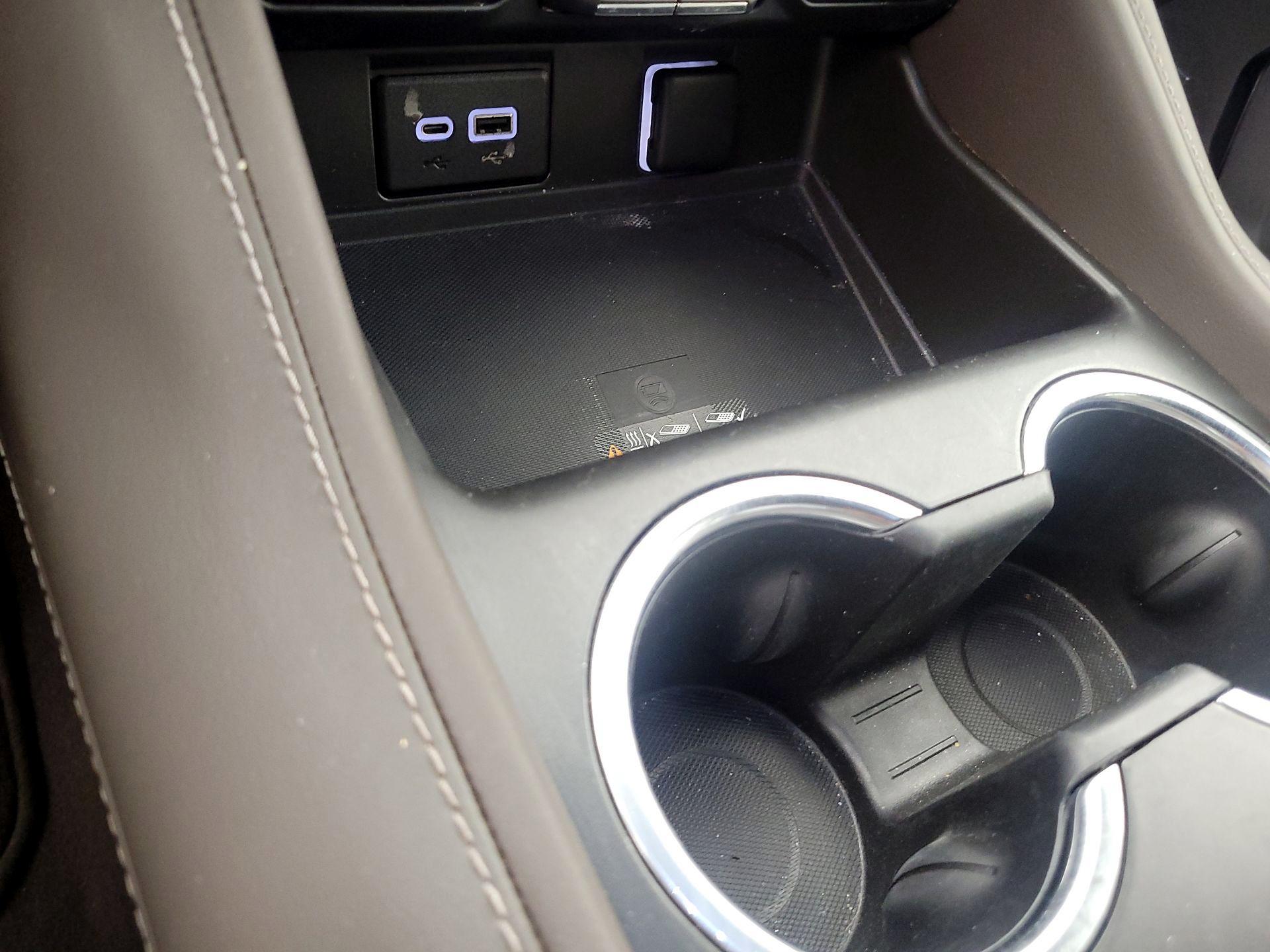 Thumbnail: 2022 Chevrolet Suburban - 19