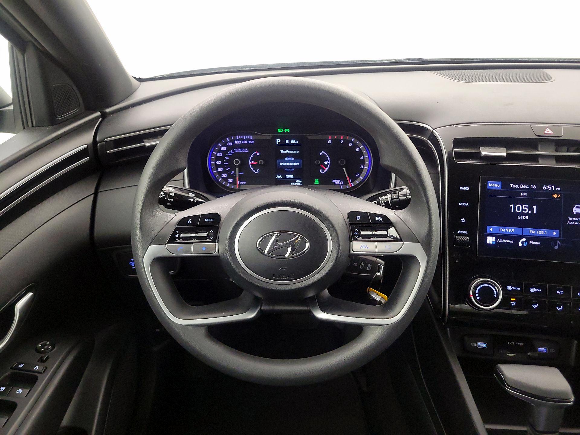 Thumbnail: 2023 Hyundai Santa Cruz - 10