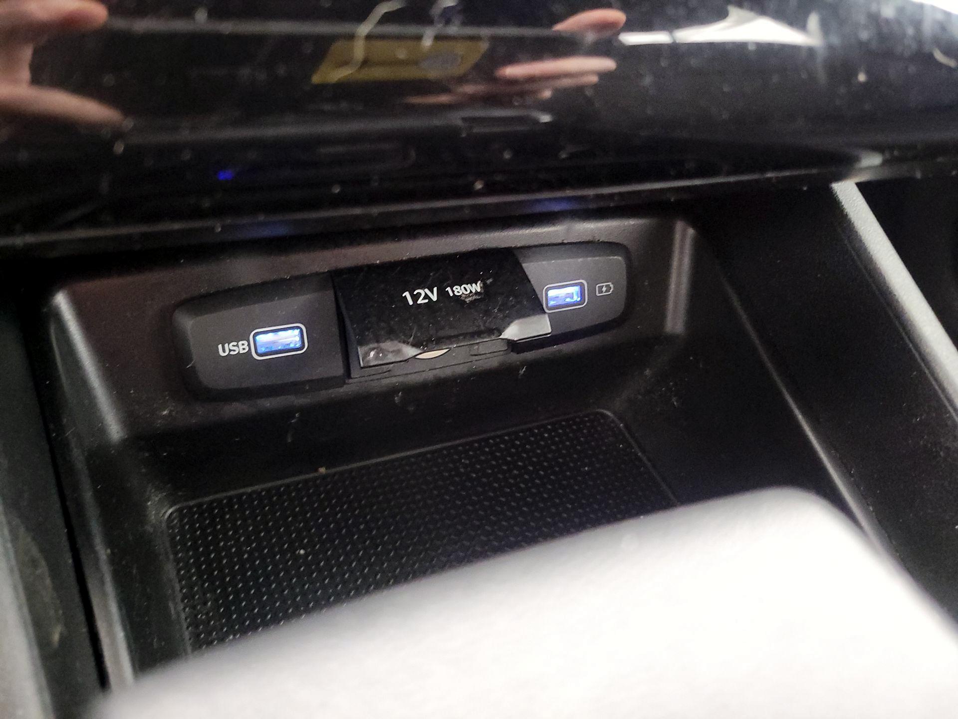 Thumbnail: 2023 Hyundai Santa Cruz - 18