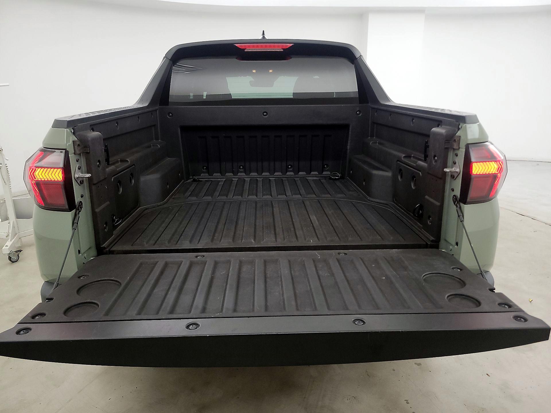 Thumbnail: 2023 Hyundai Santa Cruz - 20