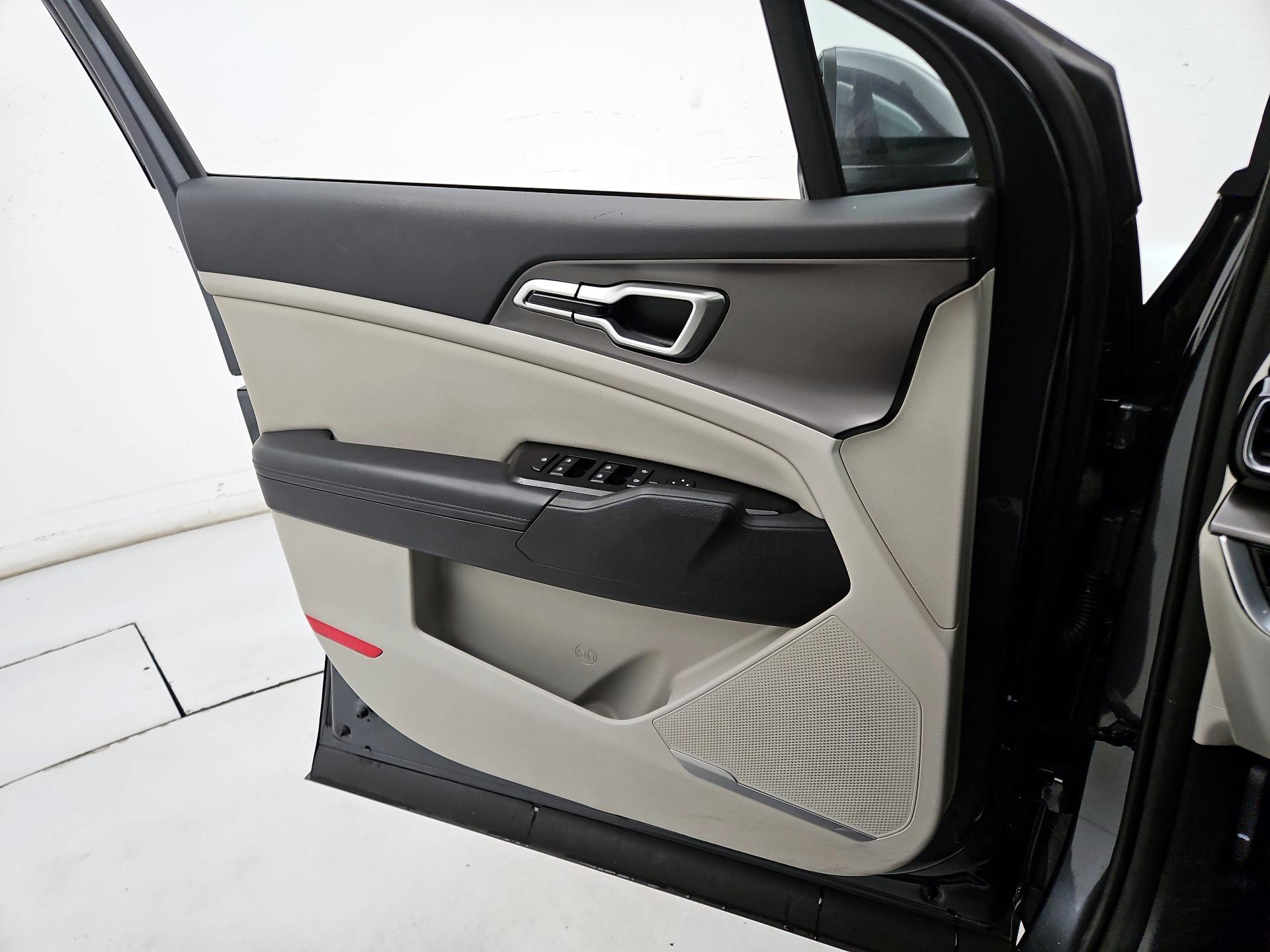 Thumbnail: 2024 Kia Sportage - 12