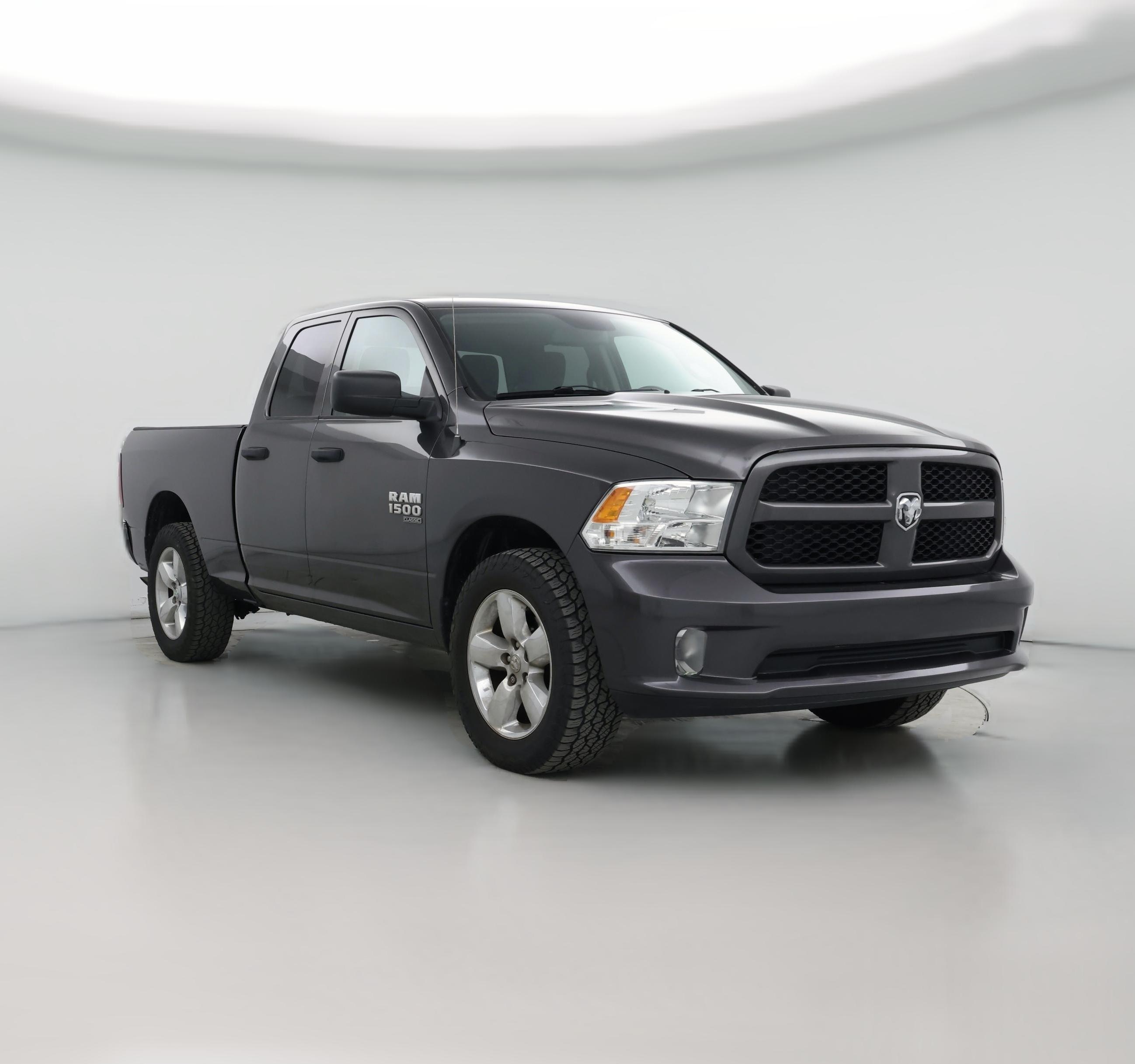 Thumbnail: 2019 RAM 1500 Classic - 1