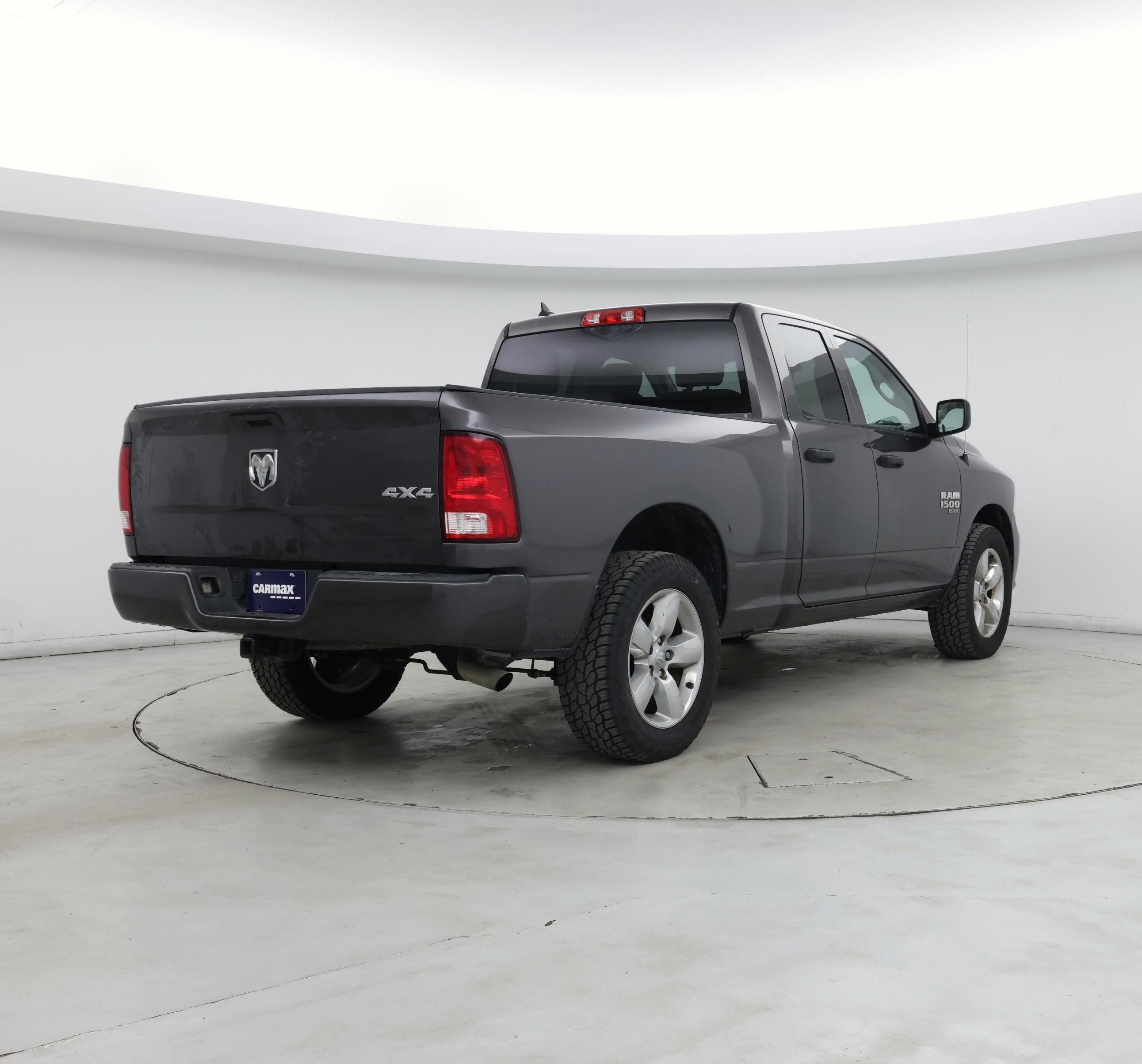 Thumbnail: 2019 RAM 1500 Classic - 8