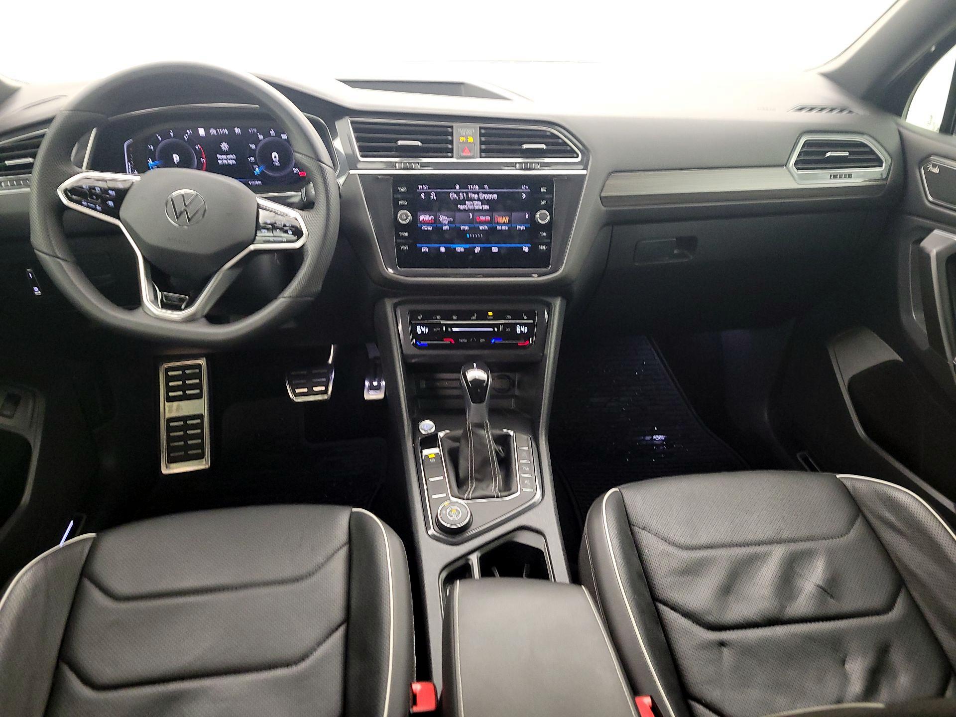 Thumbnail: 2022 Volkswagen Tiguan - 9