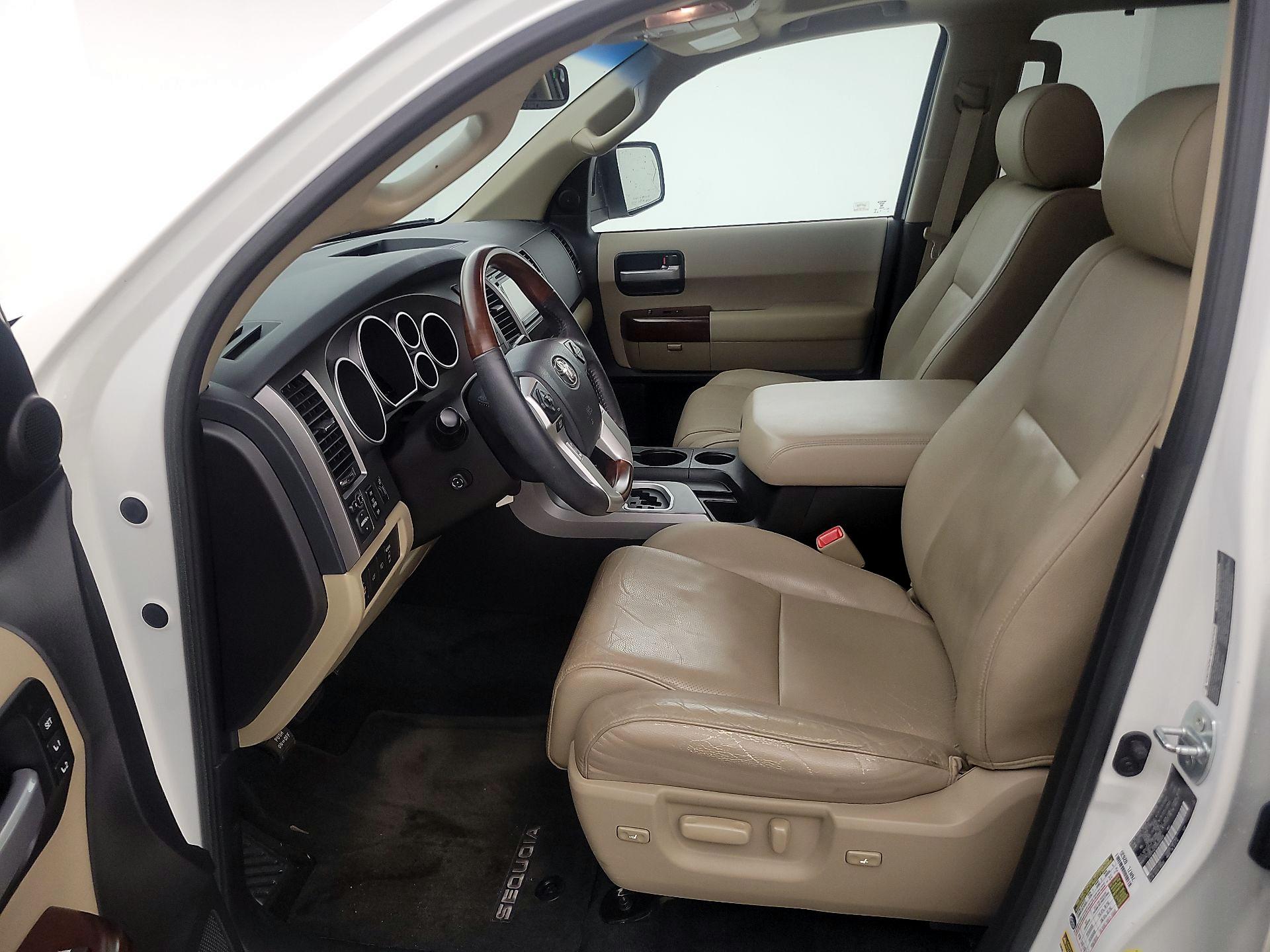 Thumbnail: 2017 Toyota Sequoia - 11