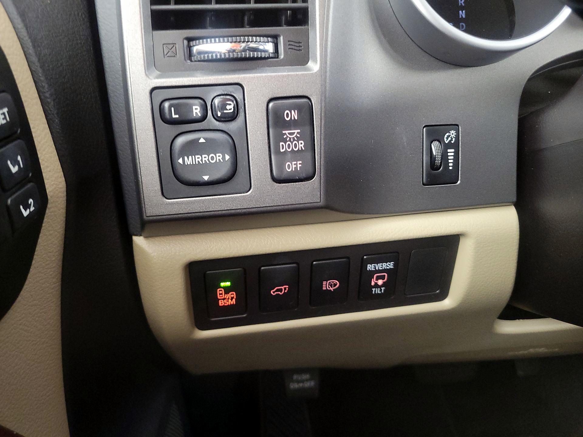 Thumbnail: 2017 Toyota Sequoia - 13