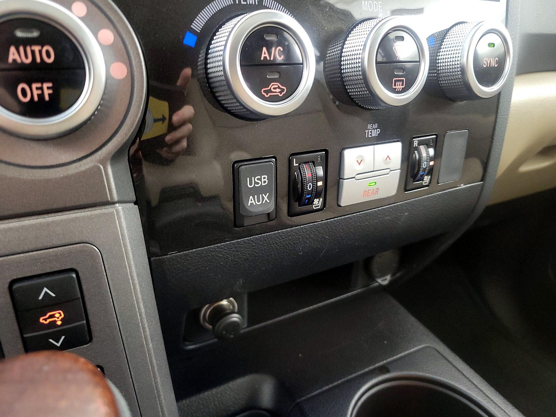 Thumbnail: 2017 Toyota Sequoia - 19