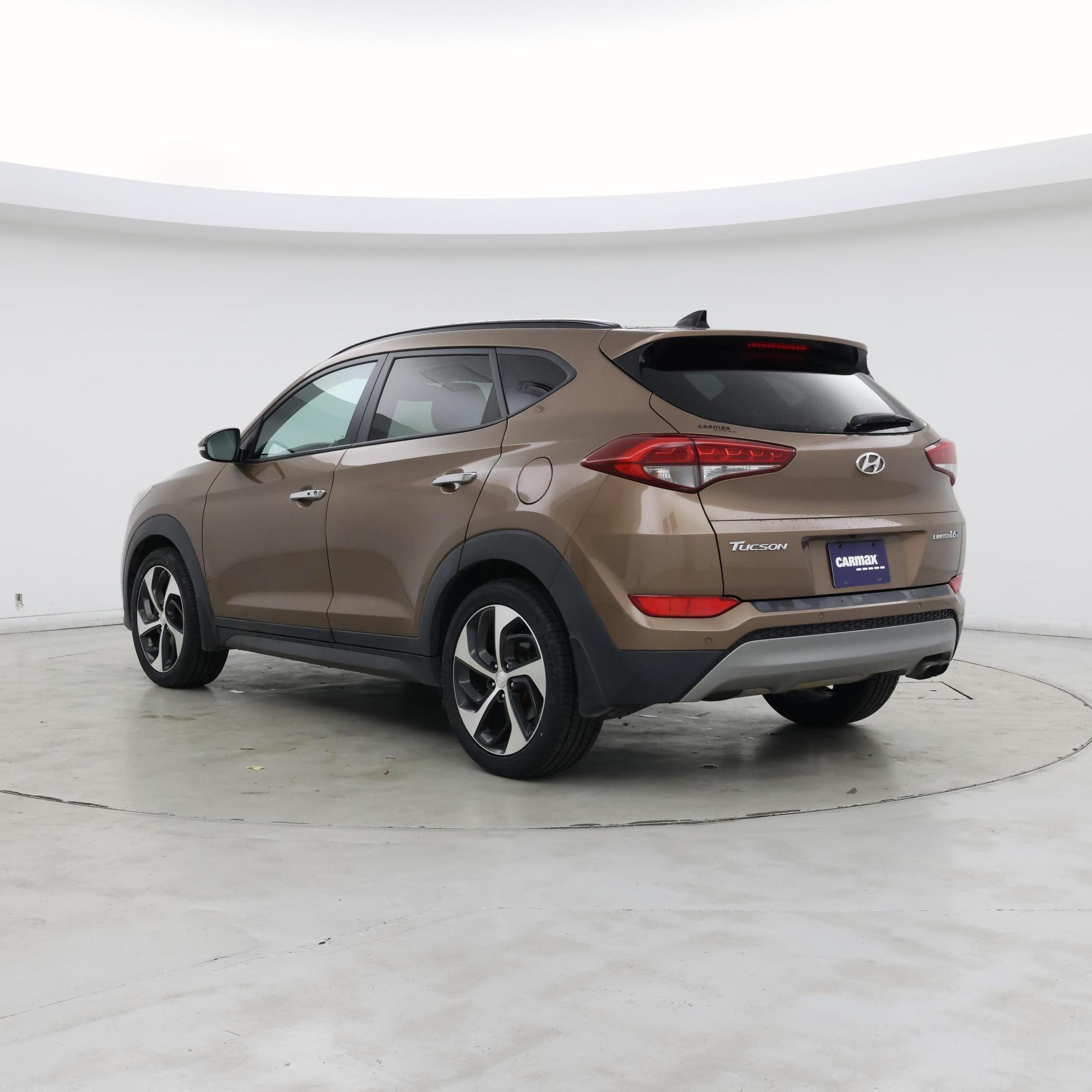Thumbnail: 2016 Hyundai Tucson - 2