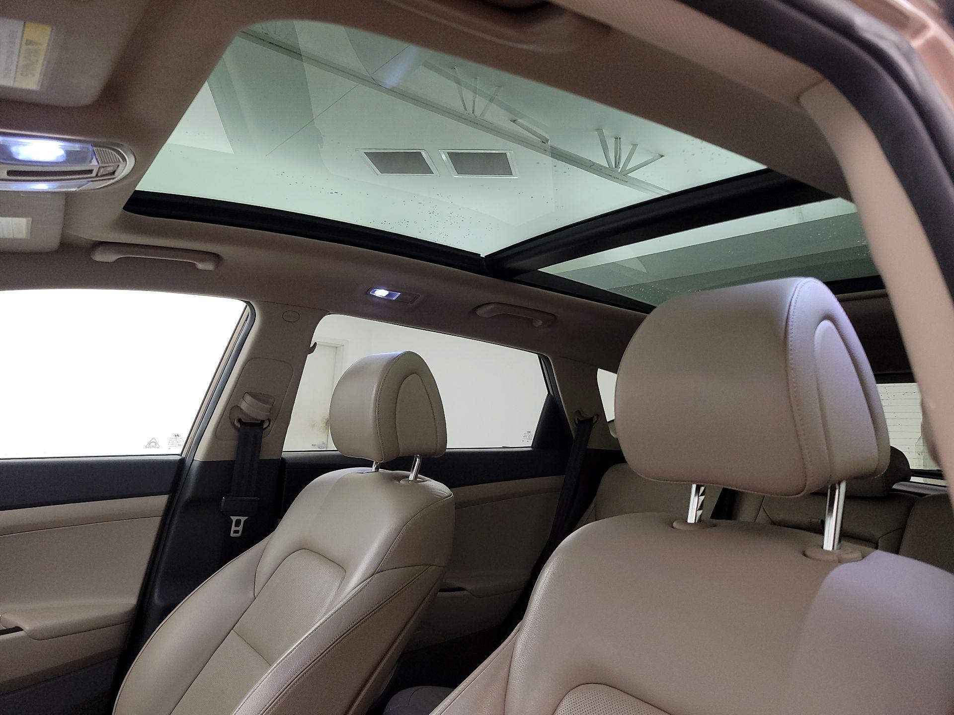 Thumbnail: 2016 Hyundai Tucson - 20