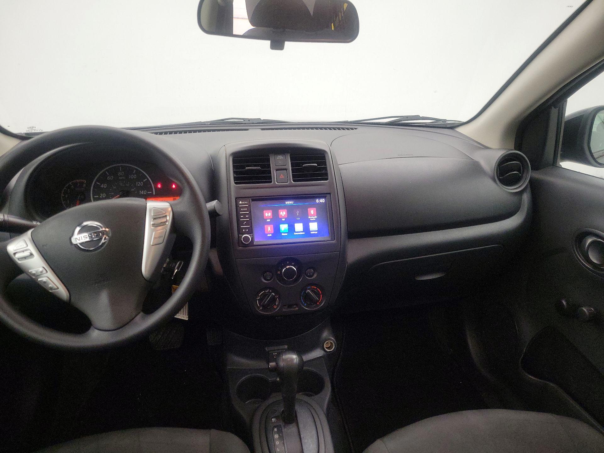 Thumbnail: 2019 Nissan Versa - 9