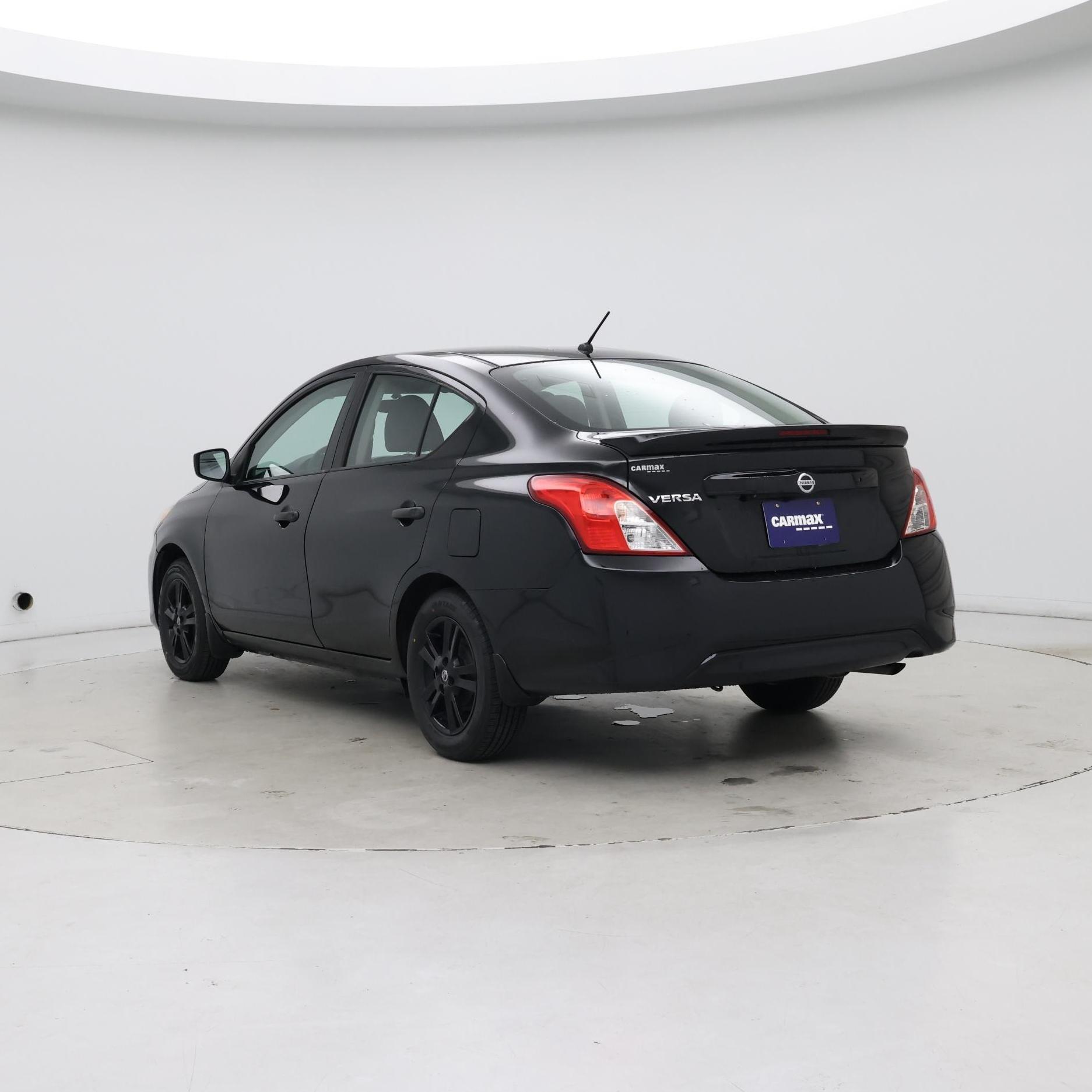 Thumbnail: 2019 Nissan Versa - 2