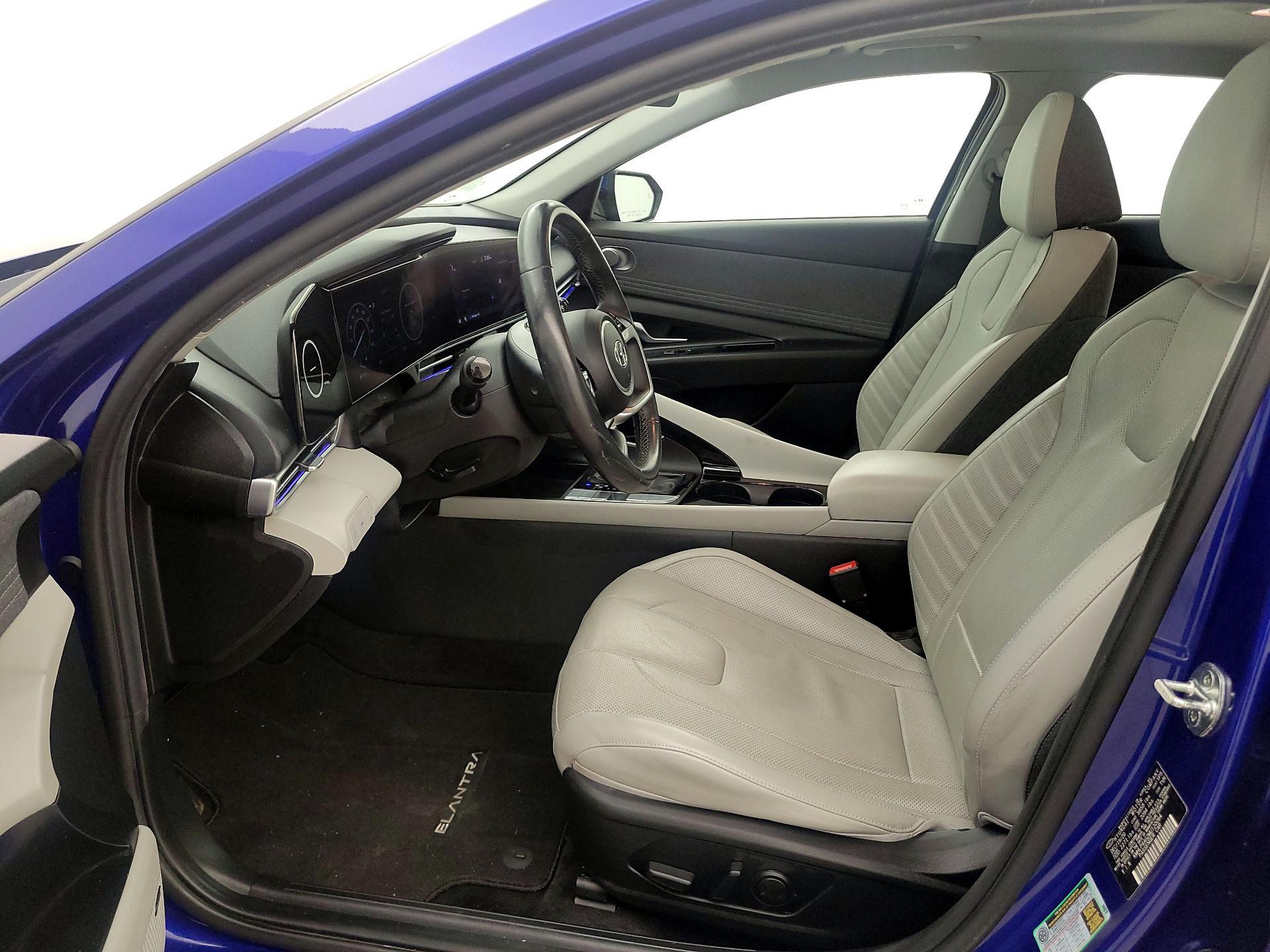 Thumbnail: 2021 Hyundai Elantra - 11