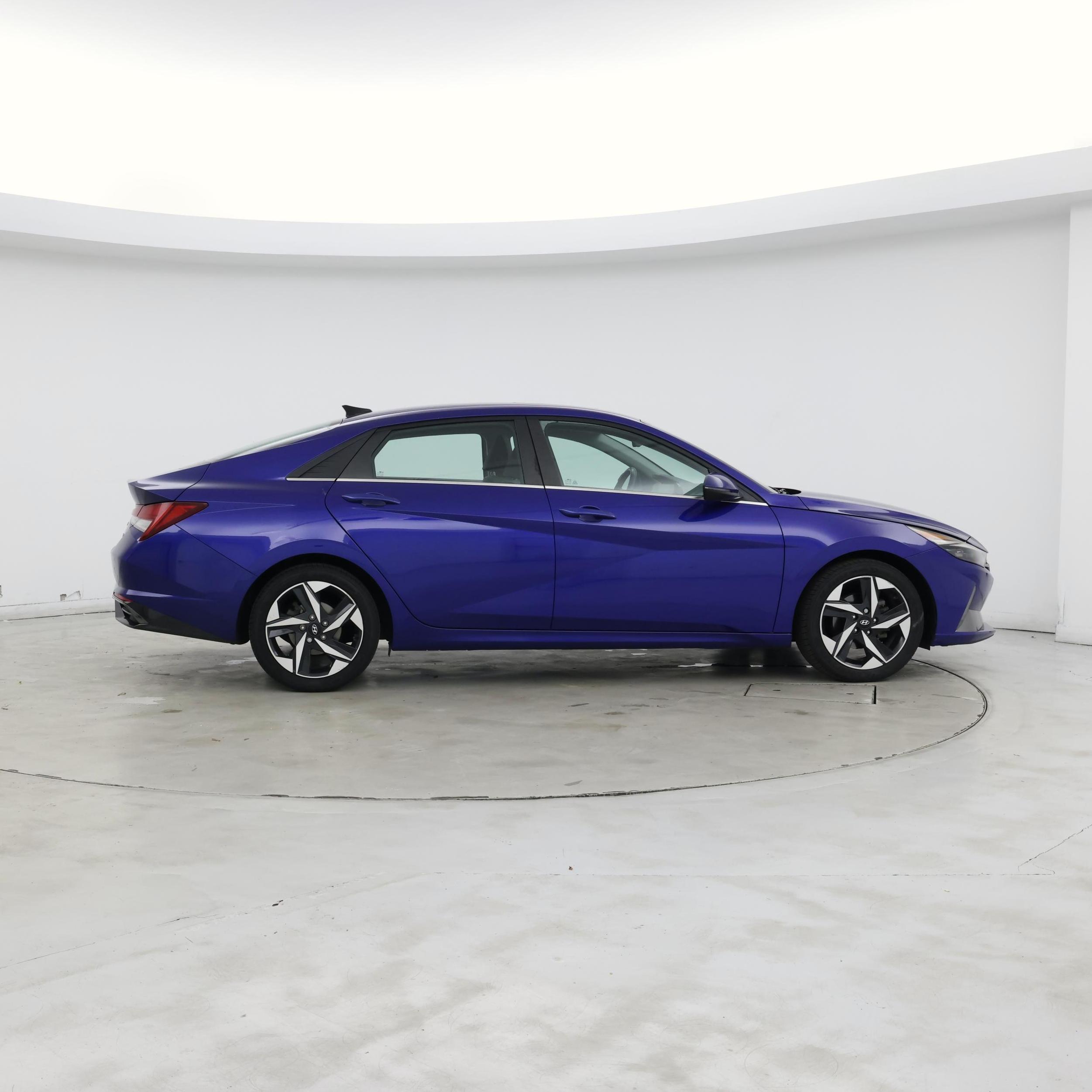 Thumbnail: 2021 Hyundai Elantra - 7