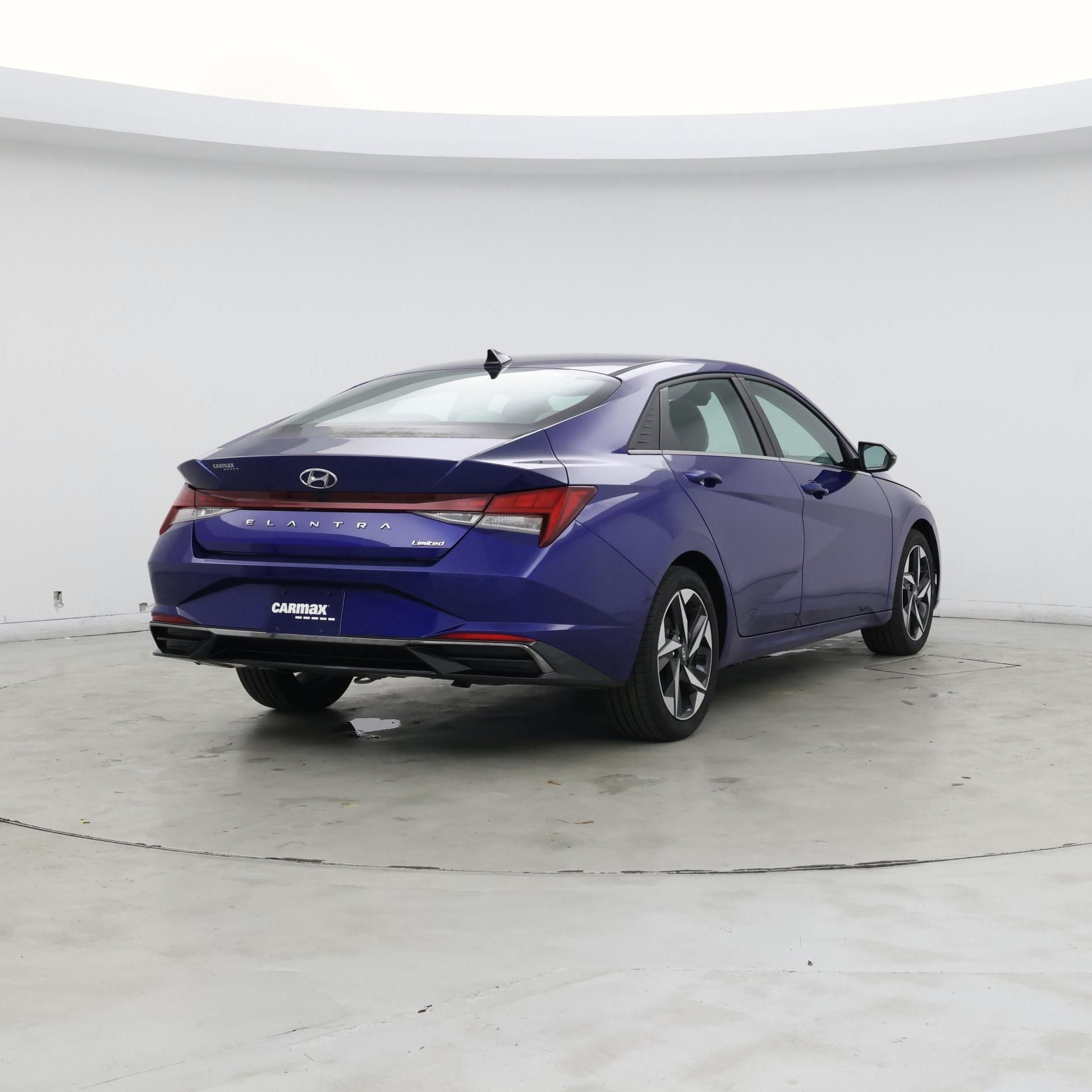 Thumbnail: 2021 Hyundai Elantra - 8