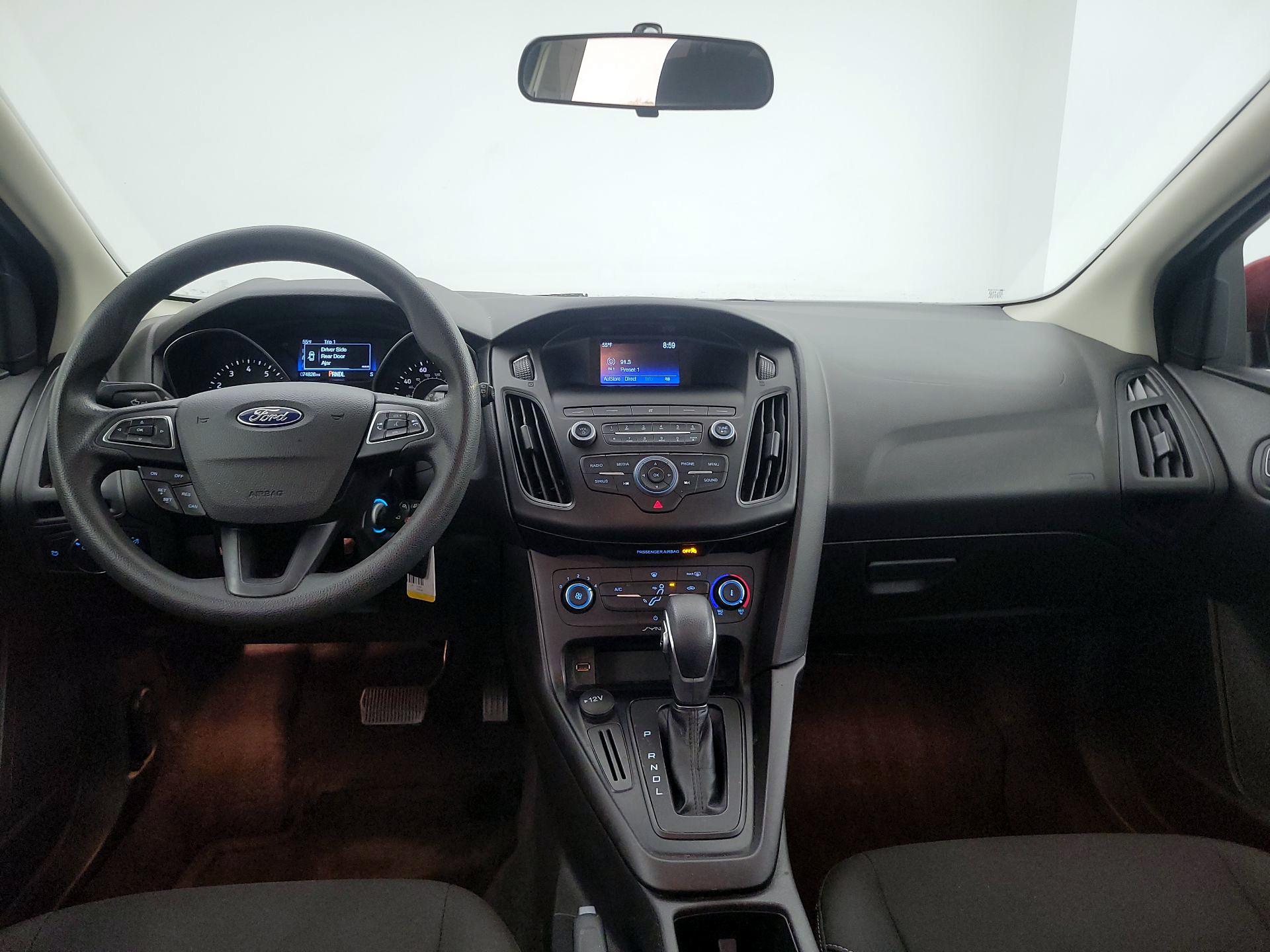 Thumbnail: 2018 Ford Focus - 9