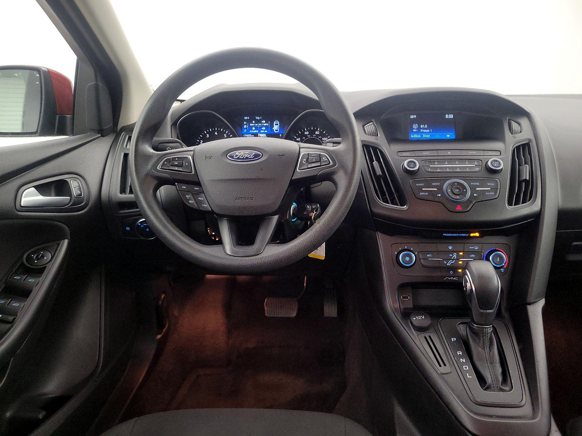 Thumbnail: 2018 Ford Focus - 10