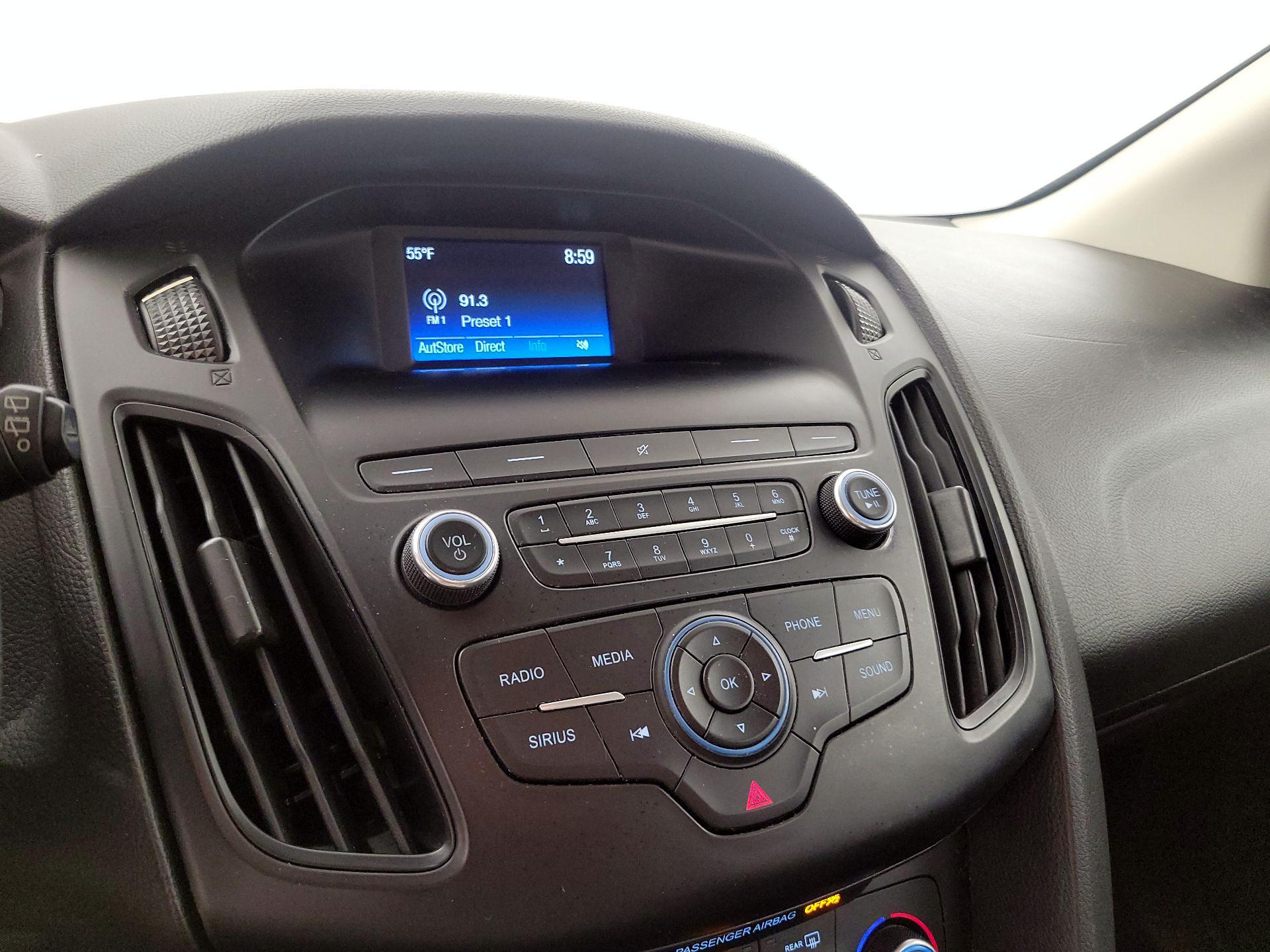 Thumbnail: 2018 Ford Focus - 15