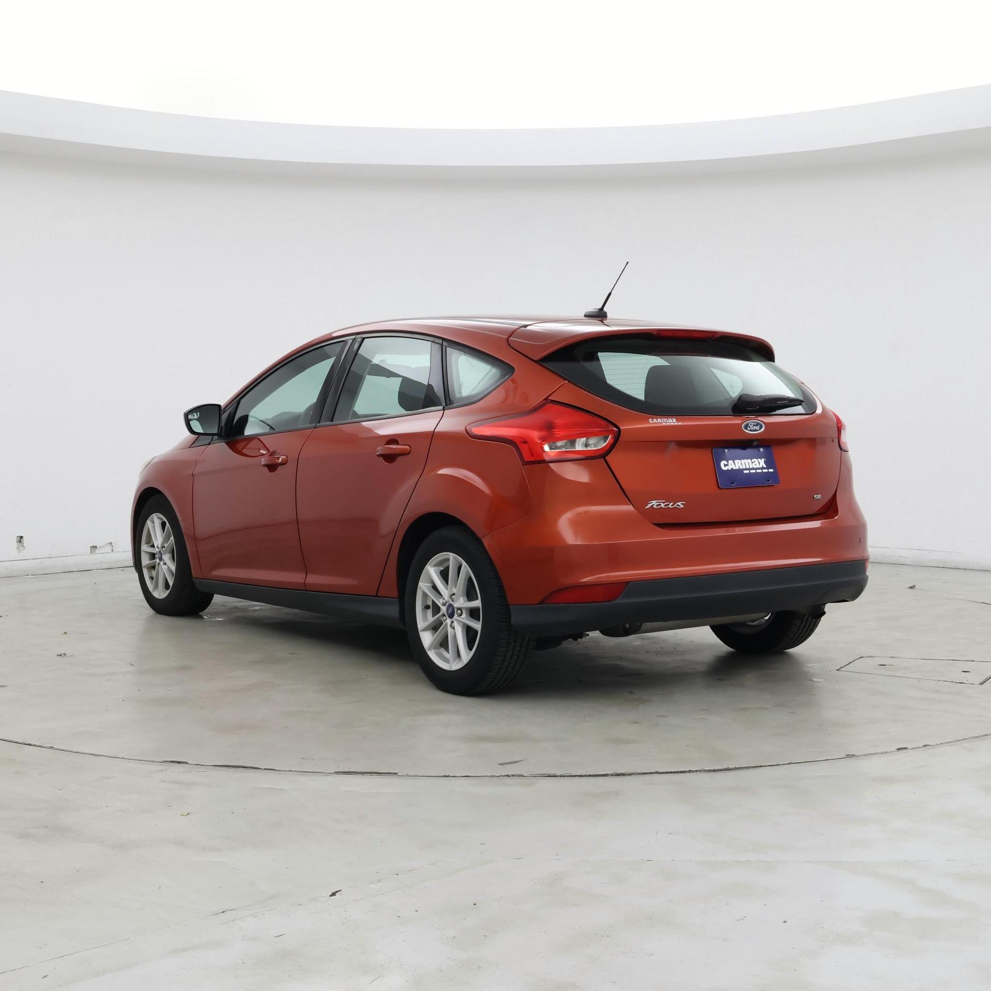 Thumbnail: 2018 Ford Focus - 2