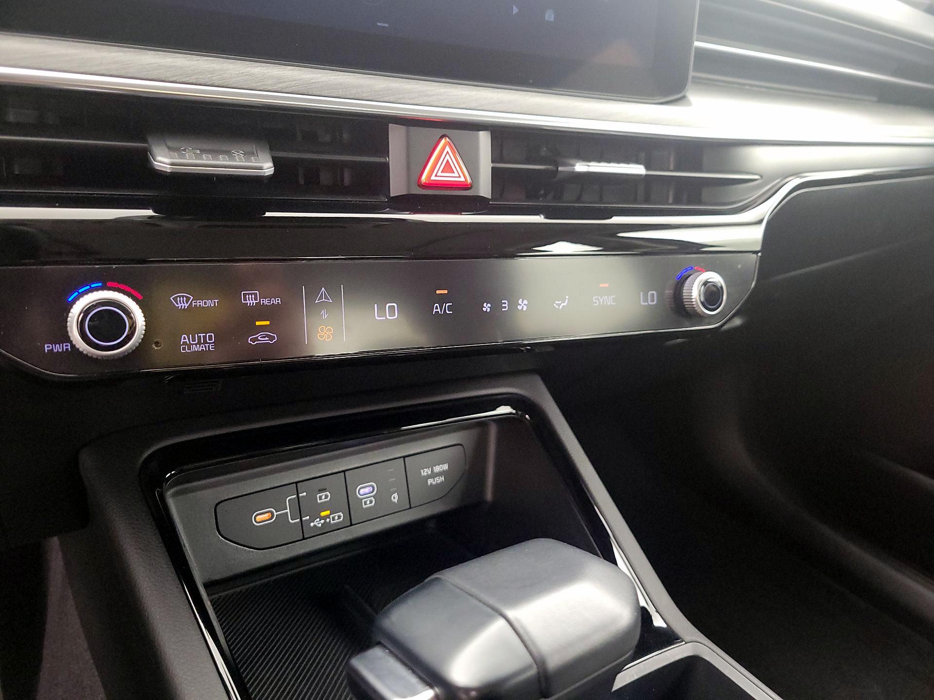 Thumbnail: 2025 Kia K5 - 17