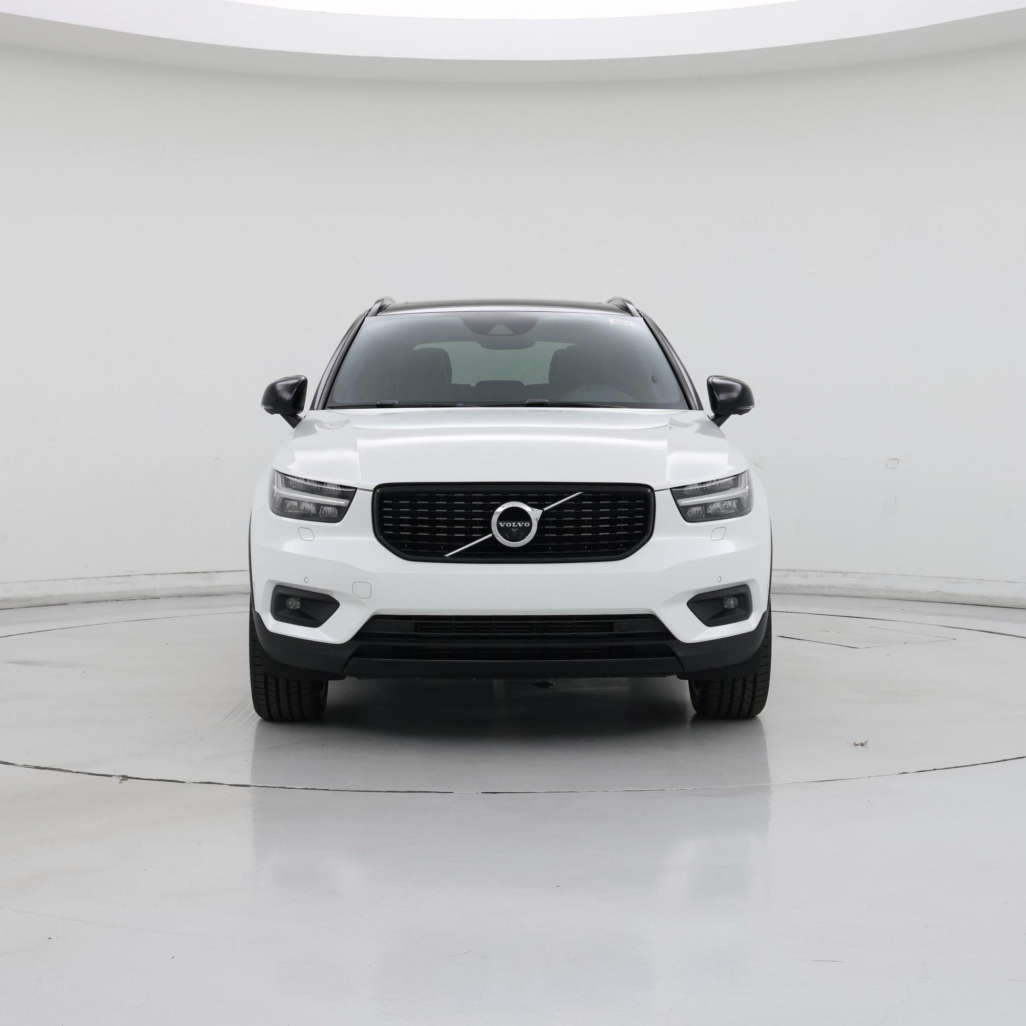 Thumbnail: 2021 Volvo XC40 - 5