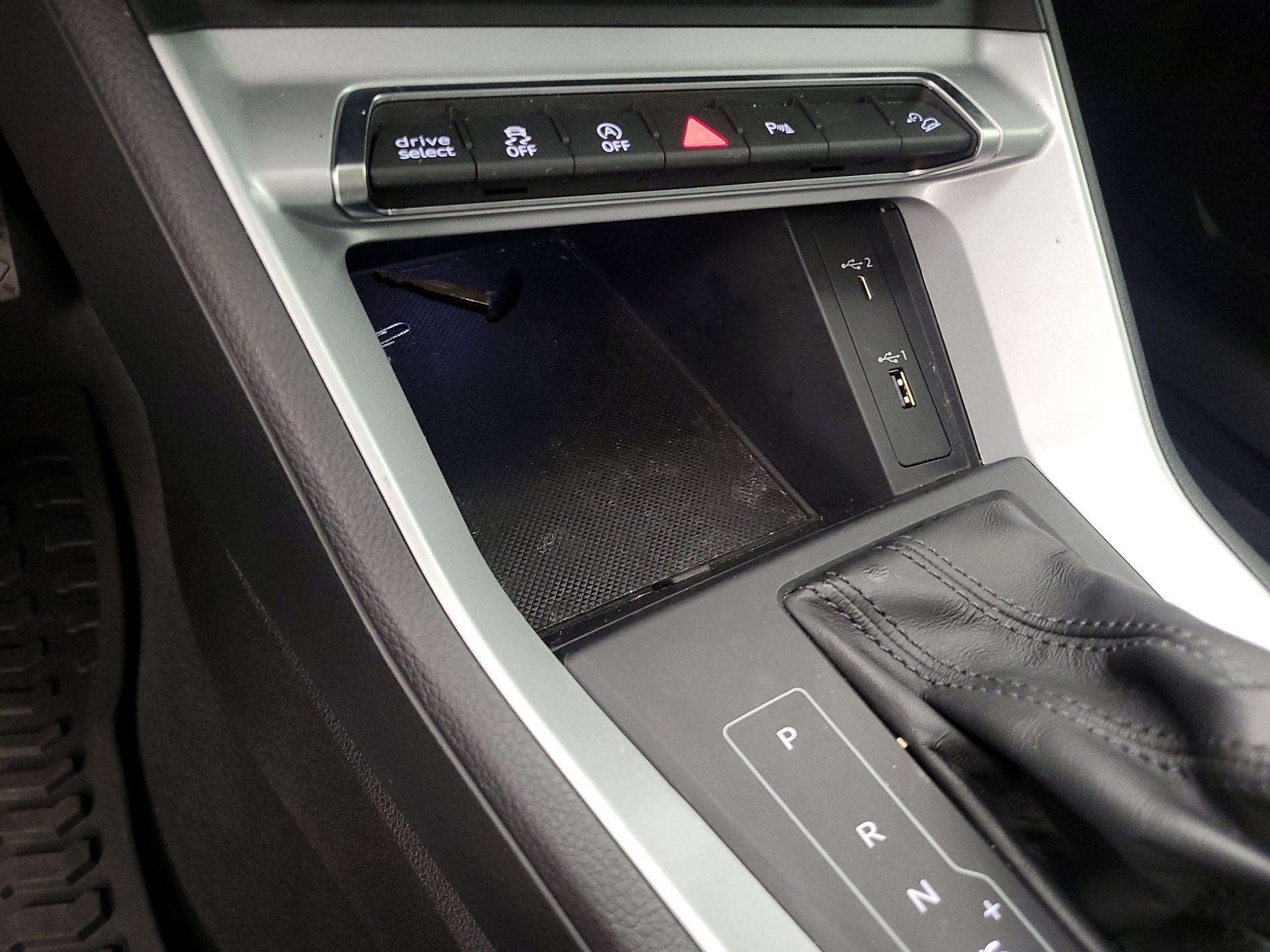 Thumbnail: 2021 Audi Q3 - 18