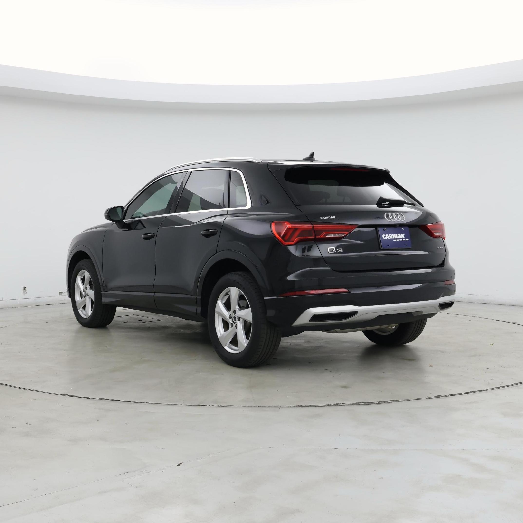Thumbnail: 2021 Audi Q3 - 2