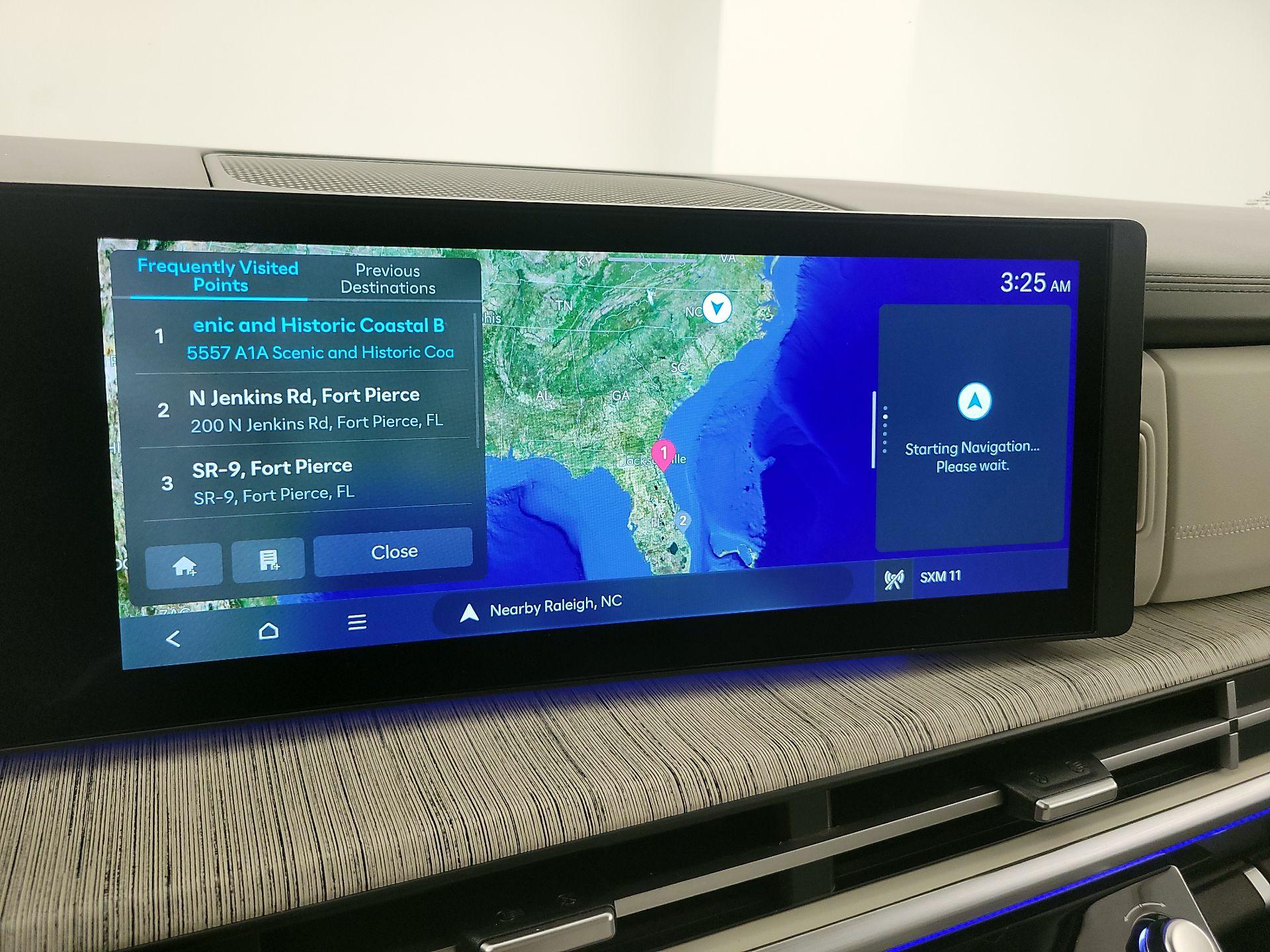 Thumbnail: 2024 Hyundai Santa Fe - 14