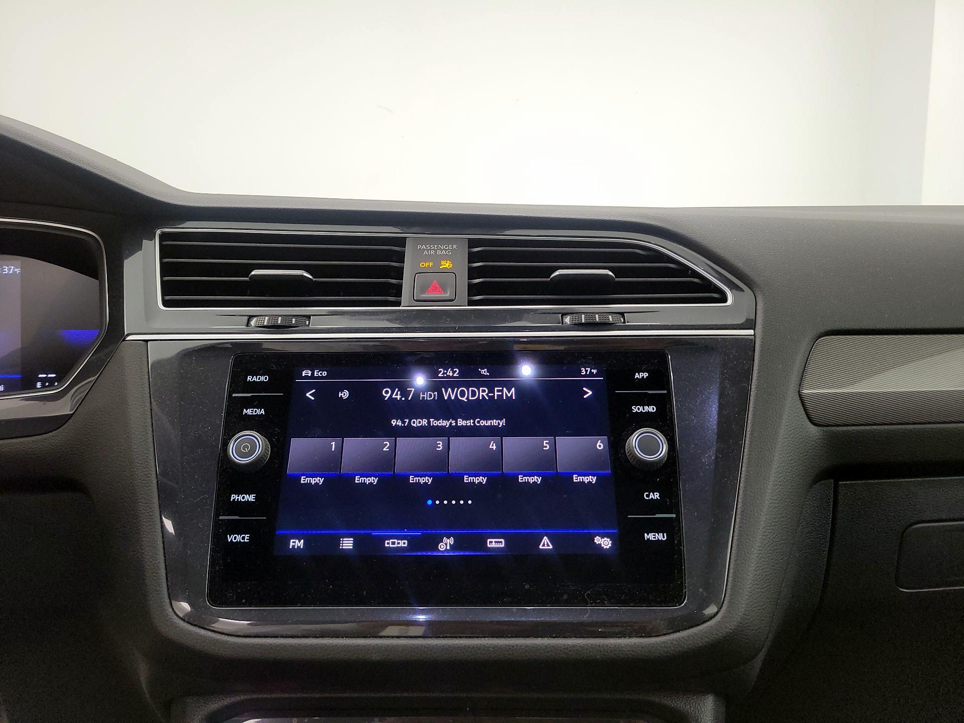 Thumbnail: 2024 Volkswagen Tiguan - 15