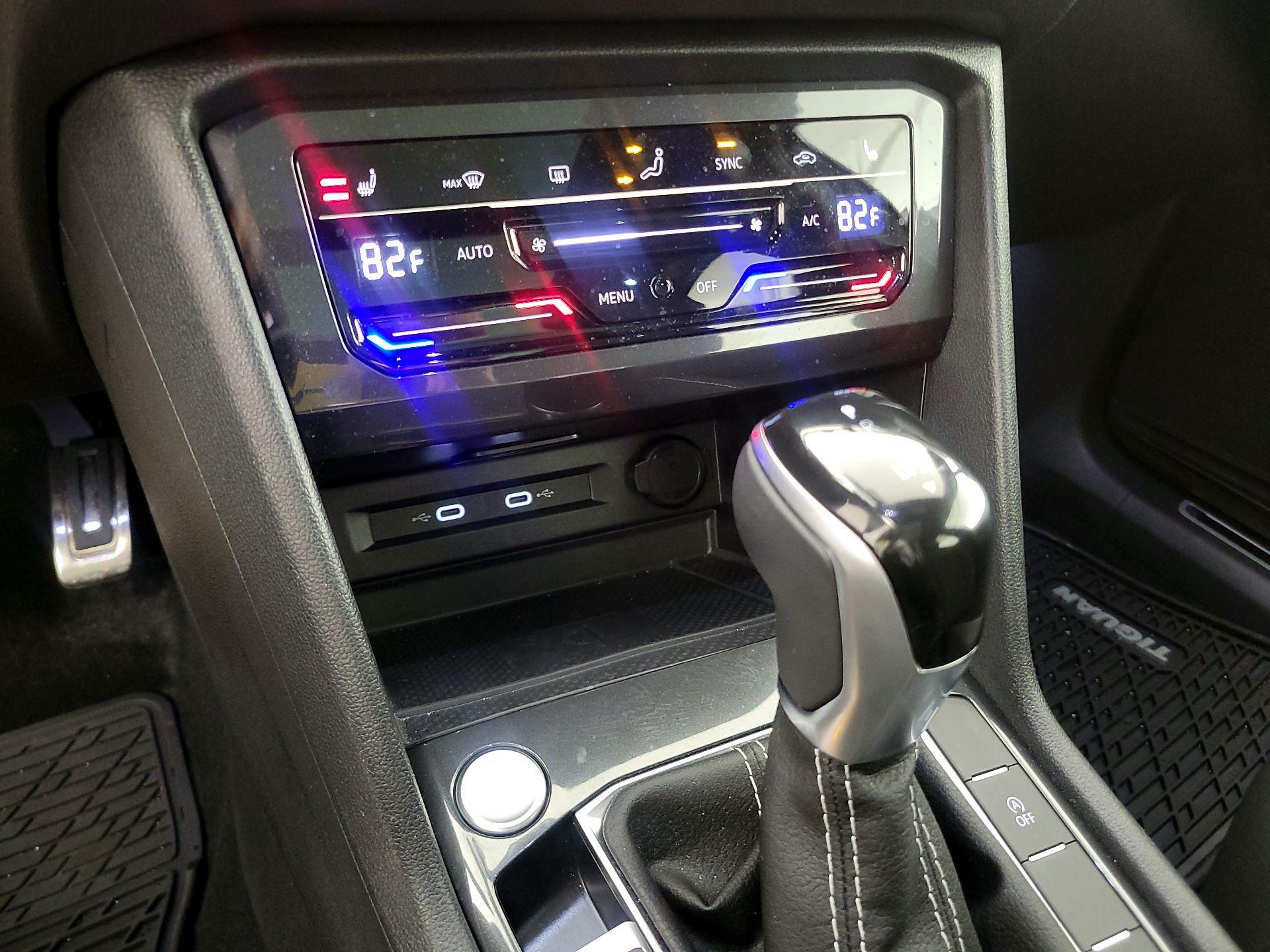 Thumbnail: 2024 Volkswagen Tiguan - 16