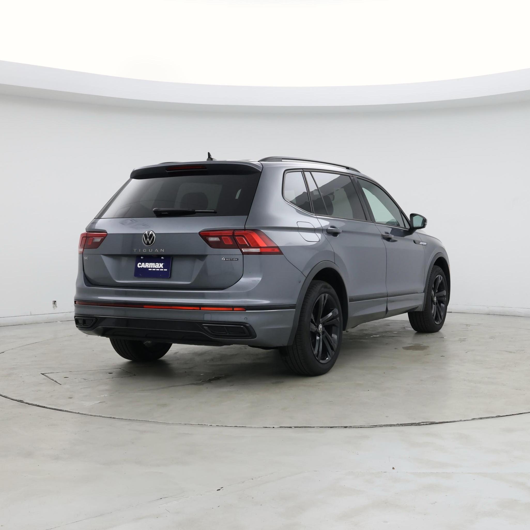 Thumbnail: 2024 Volkswagen Tiguan - 8