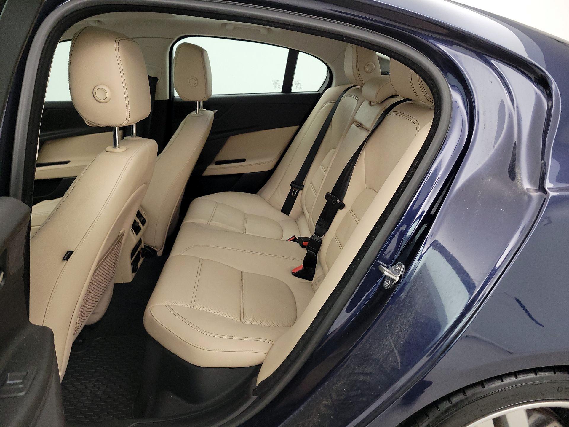 Thumbnail: 2017 Jaguar XE - 20