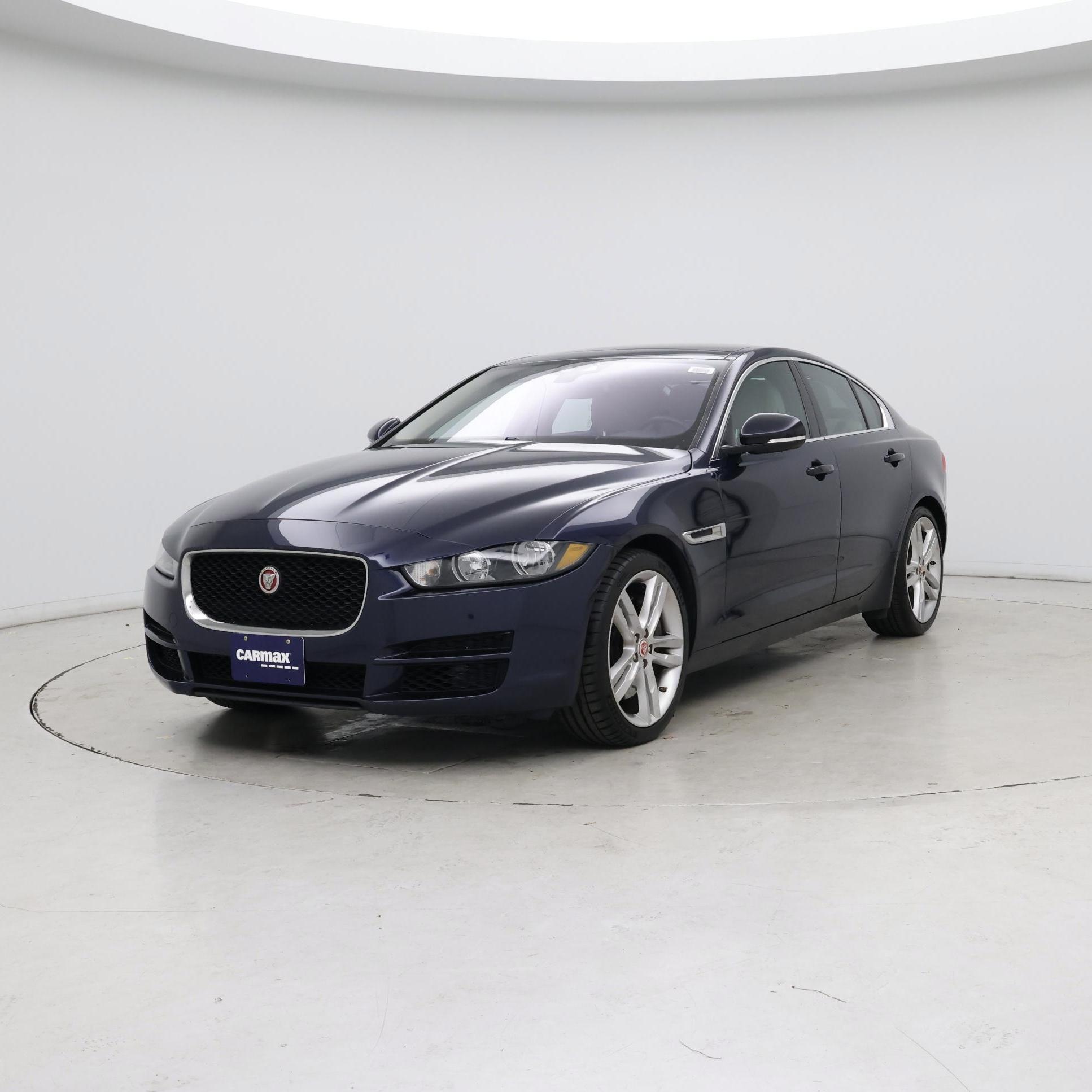 Thumbnail: 2017 Jaguar XE - 4