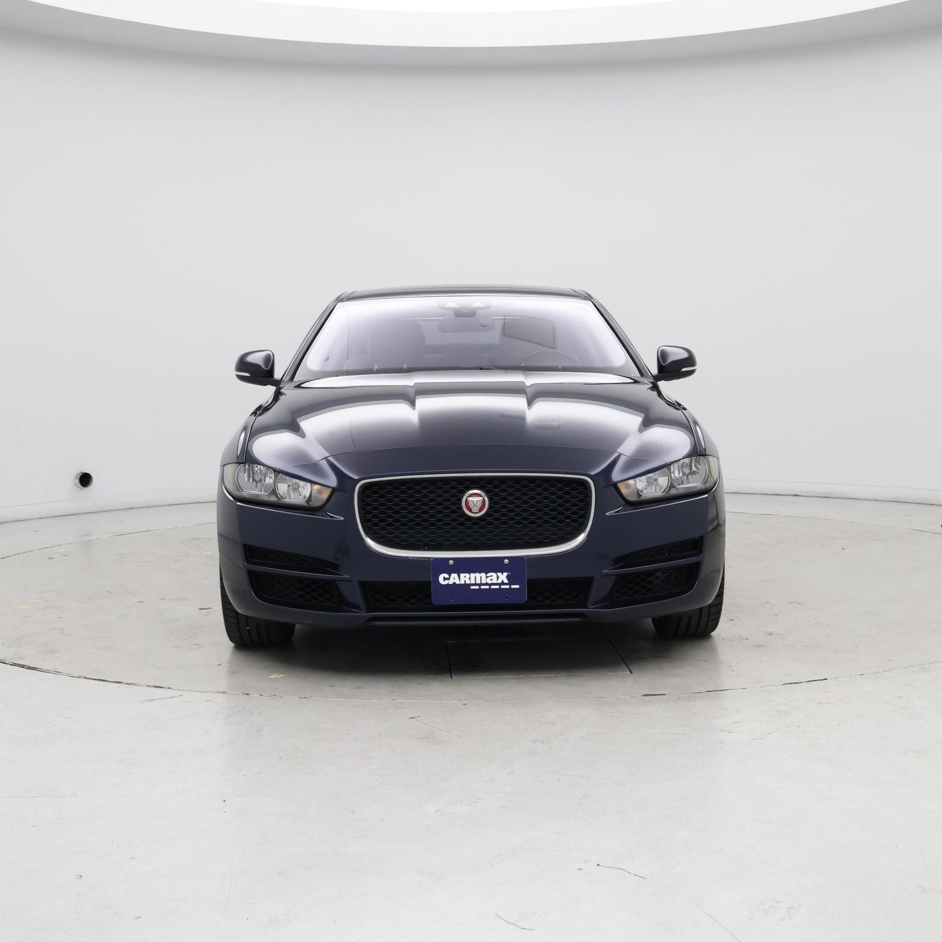 Thumbnail: 2017 Jaguar XE - 5