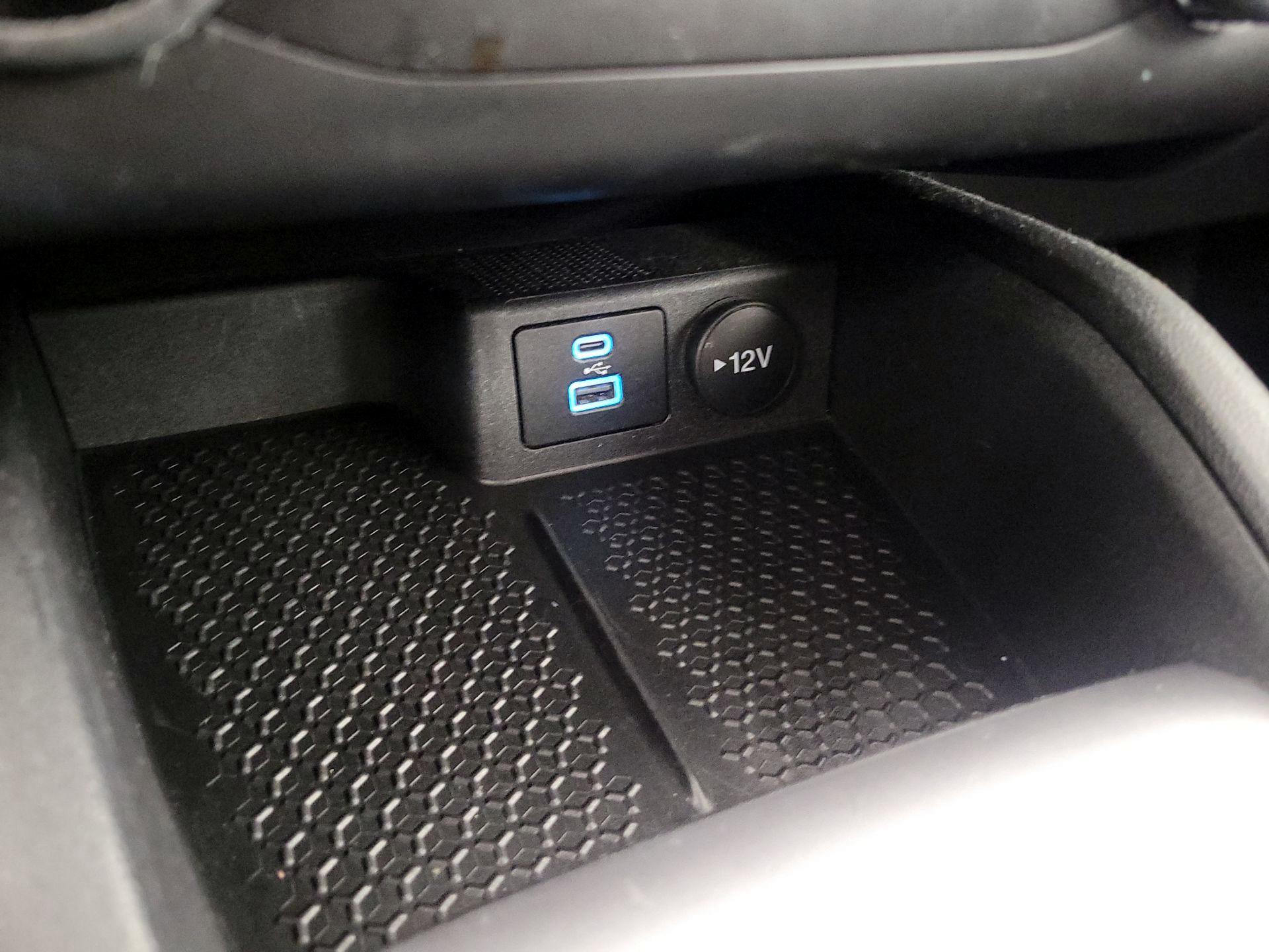 Thumbnail: 2021 Ford Bronco Sport - 18