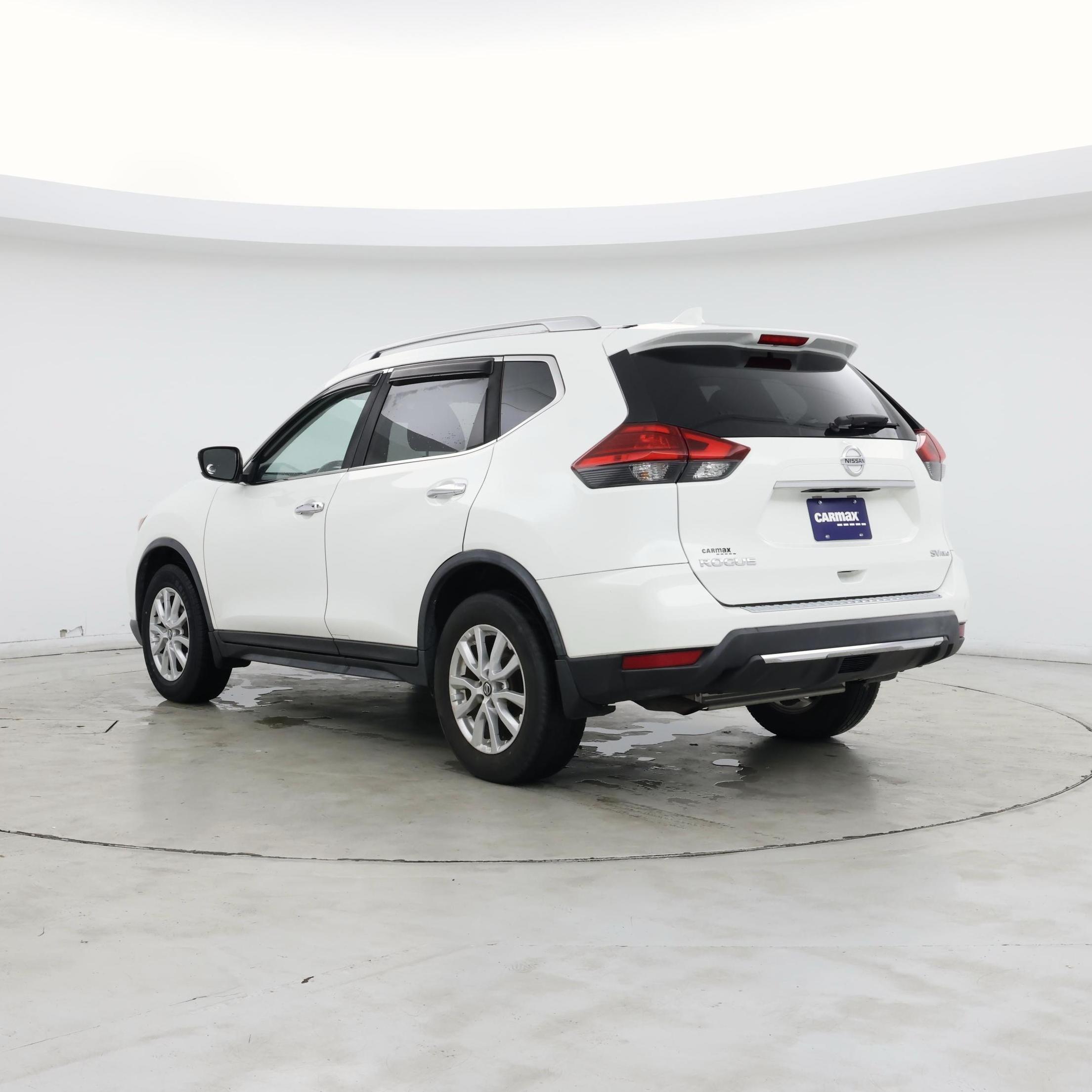 Thumbnail: 2017 Nissan Rogue - 2