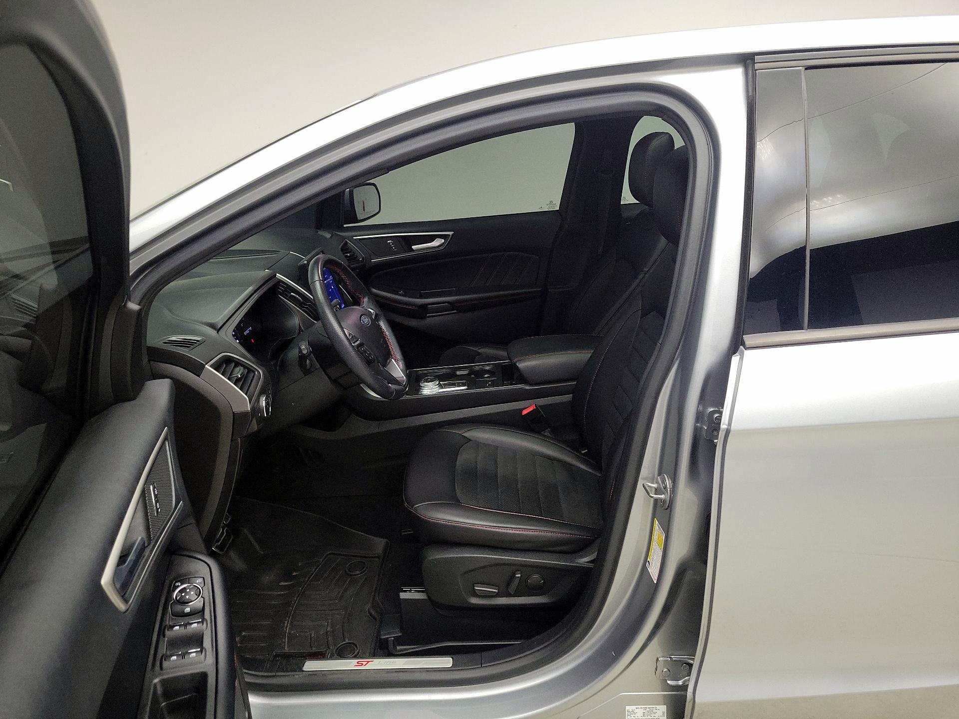 Thumbnail: 2022 Ford Edge - 11