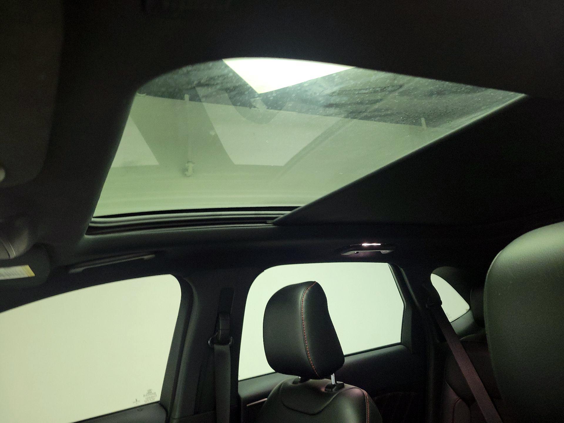 Thumbnail: 2022 Ford Edge - 20