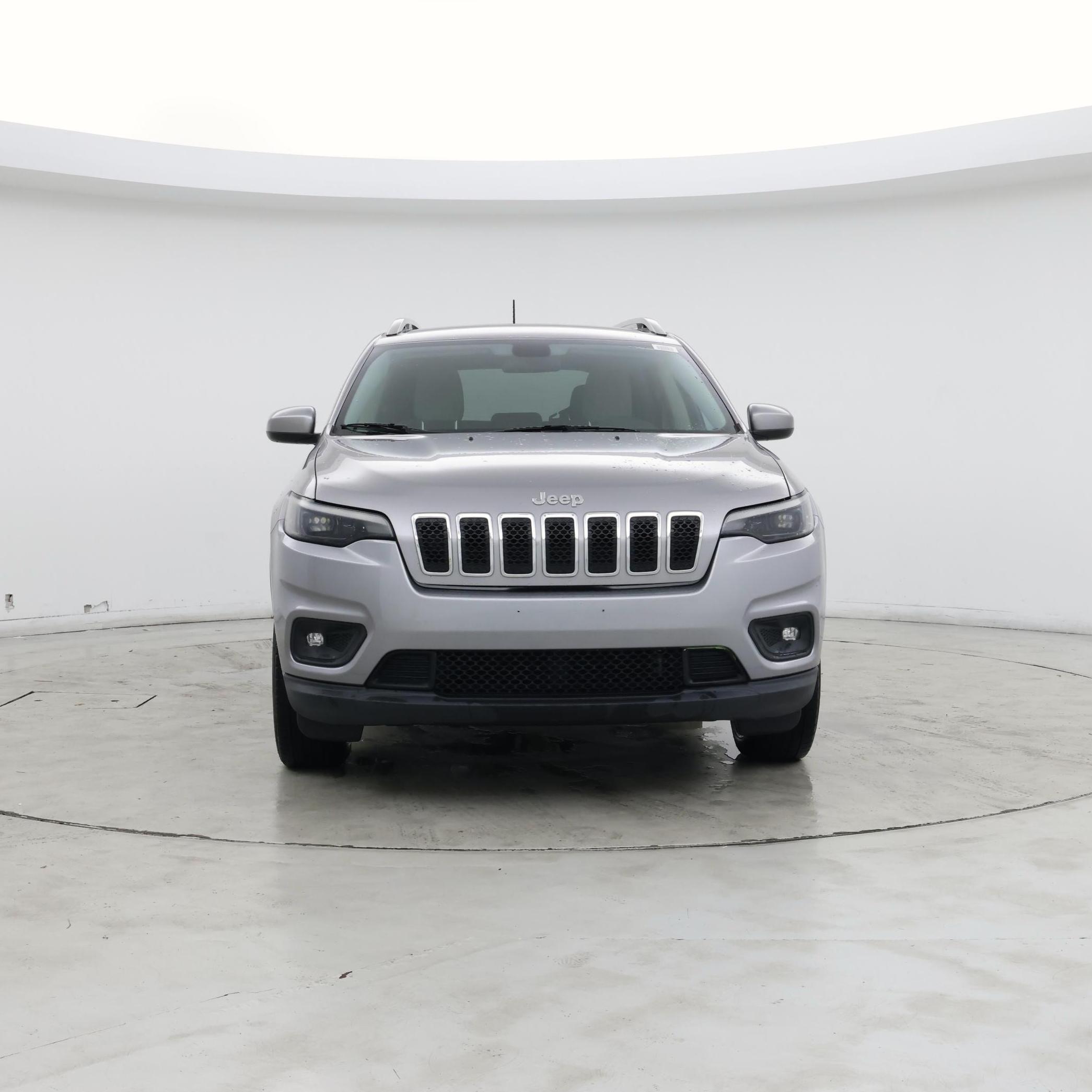 Thumbnail: 2019 Jeep Cherokee - 5