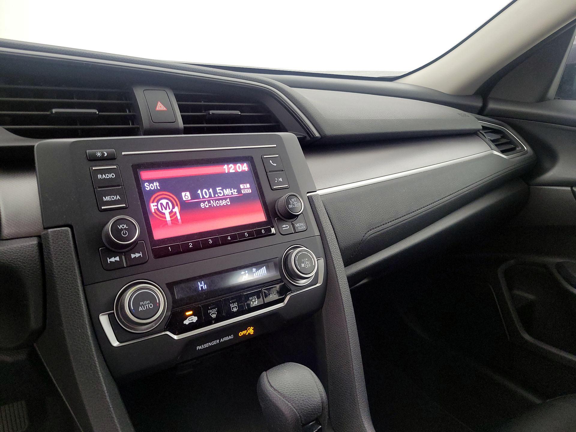 Thumbnail: 2016 Honda Civic - 15