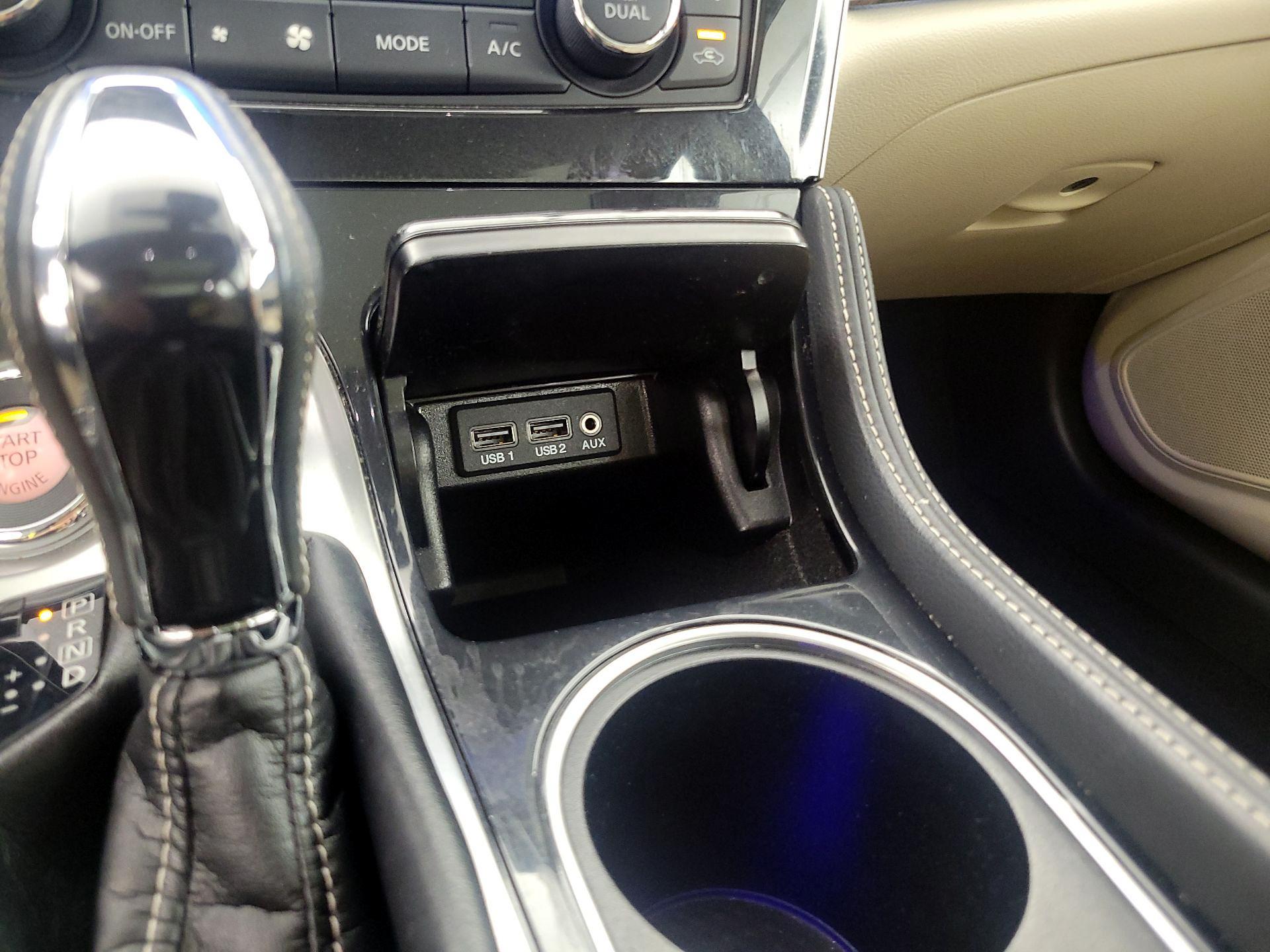 Thumbnail: 2017 Nissan Maxima - 19